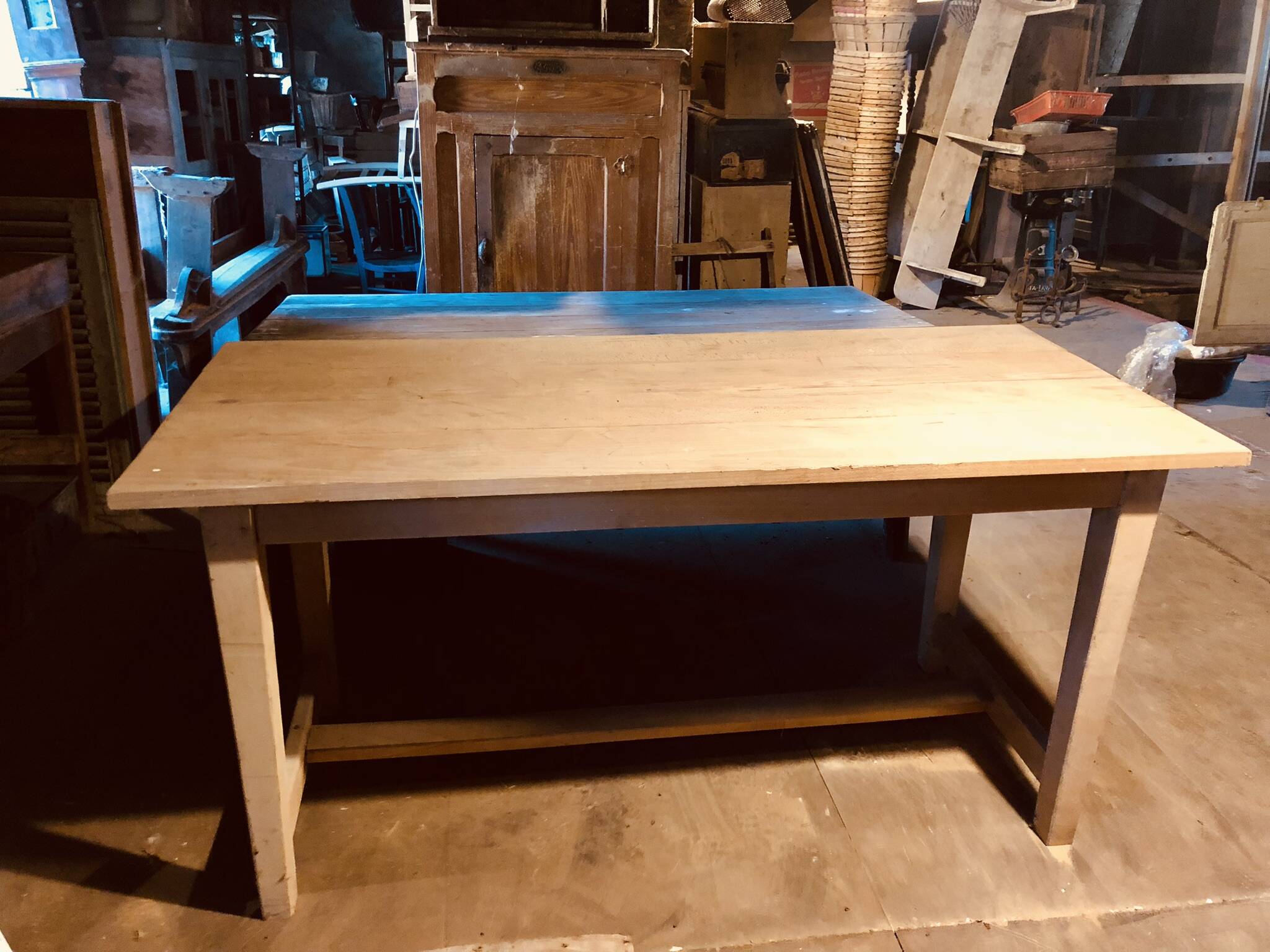 Large high country table