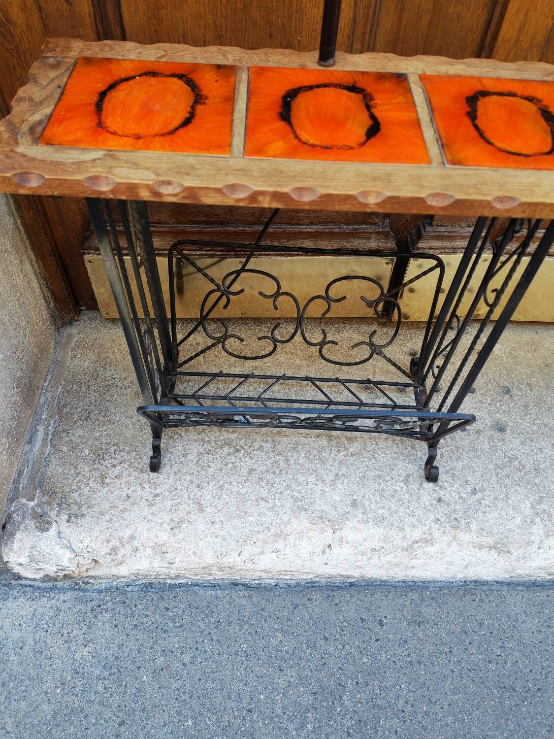 Floor lamp - table - magazine rack in wrought iron