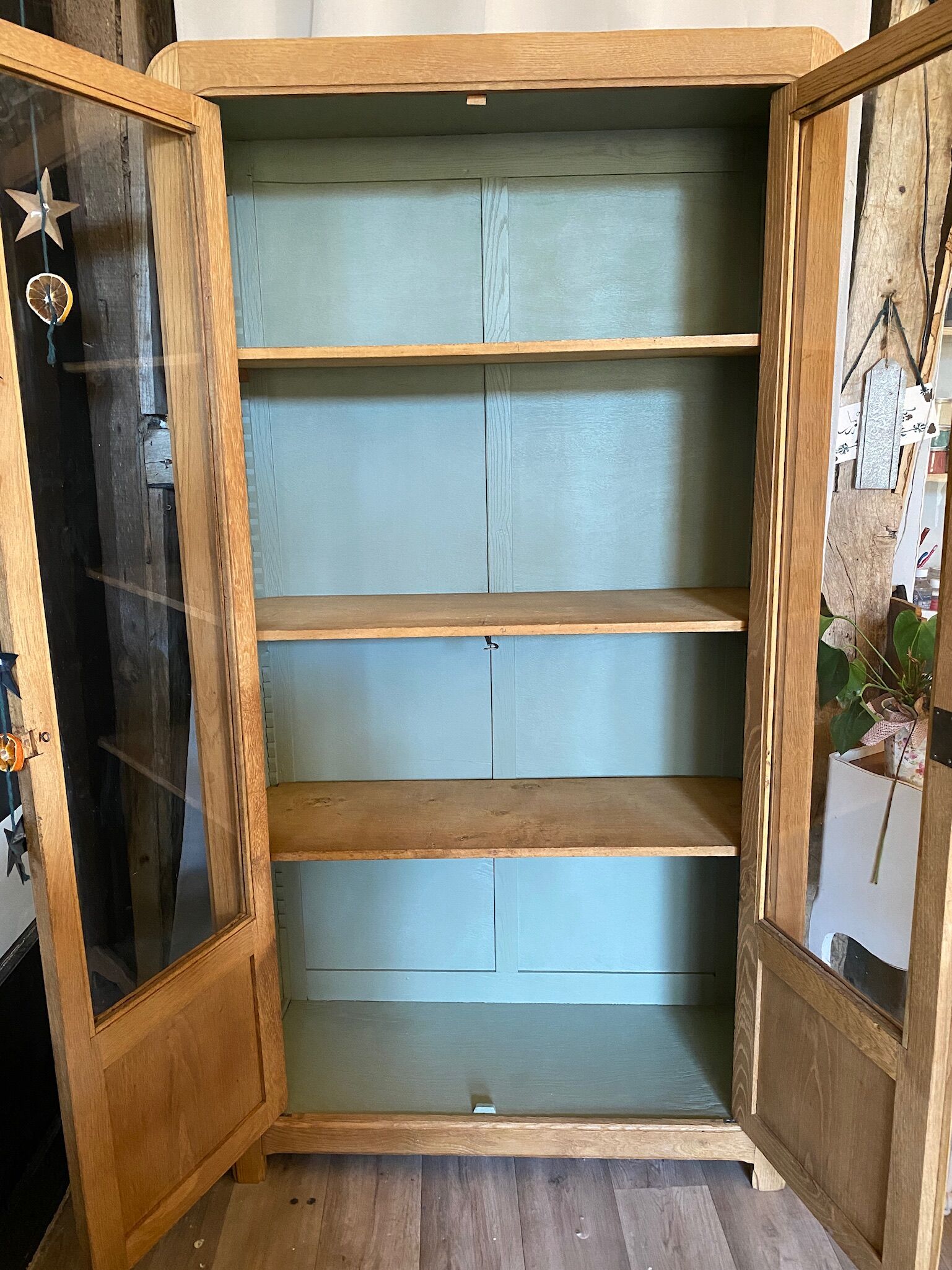 Vitrine vintage