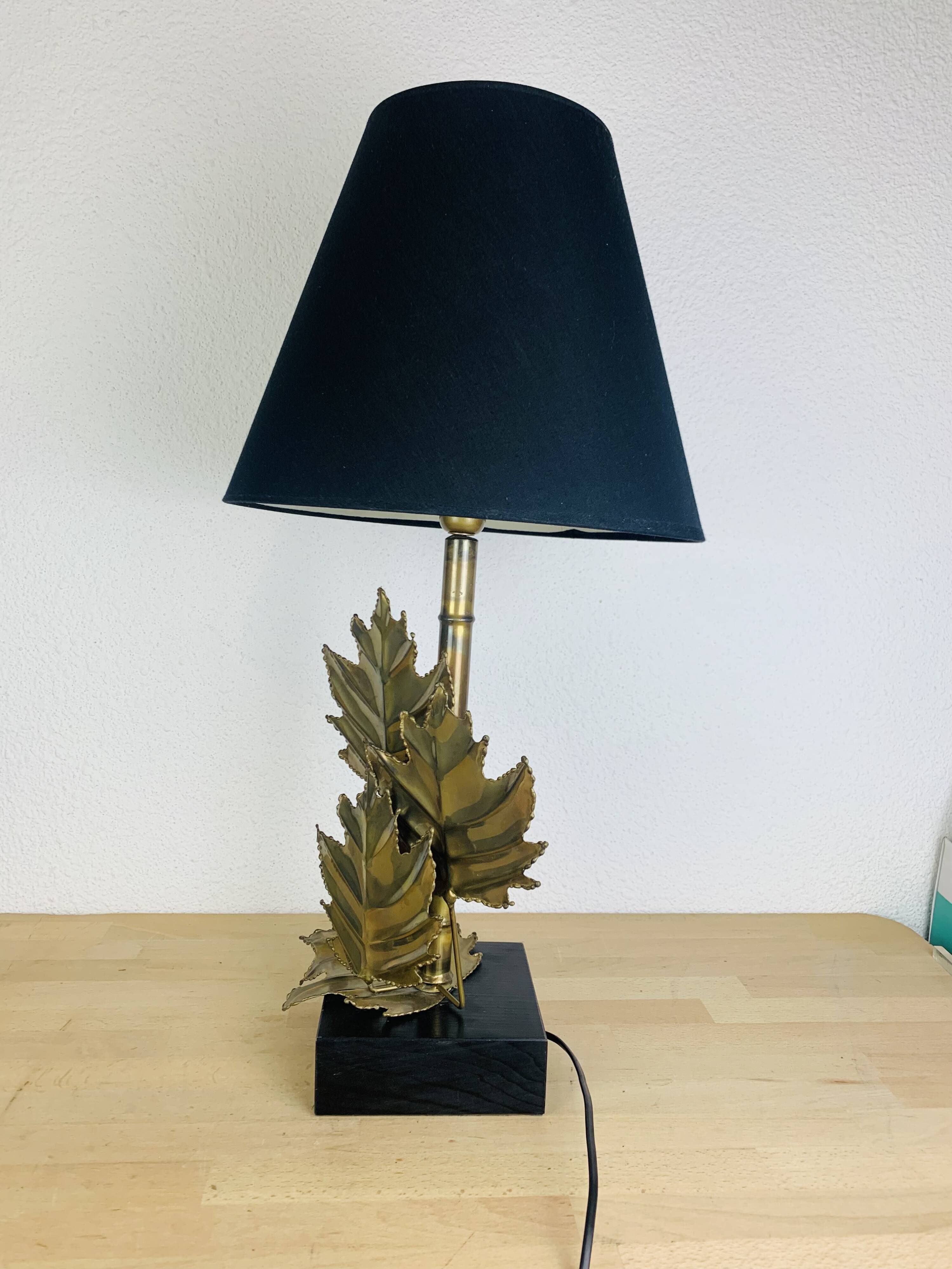Bamboo and gold leaf lamp, Hollywood Regency style, 1970s