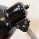 Lampe de table industrielle noire, années 1950