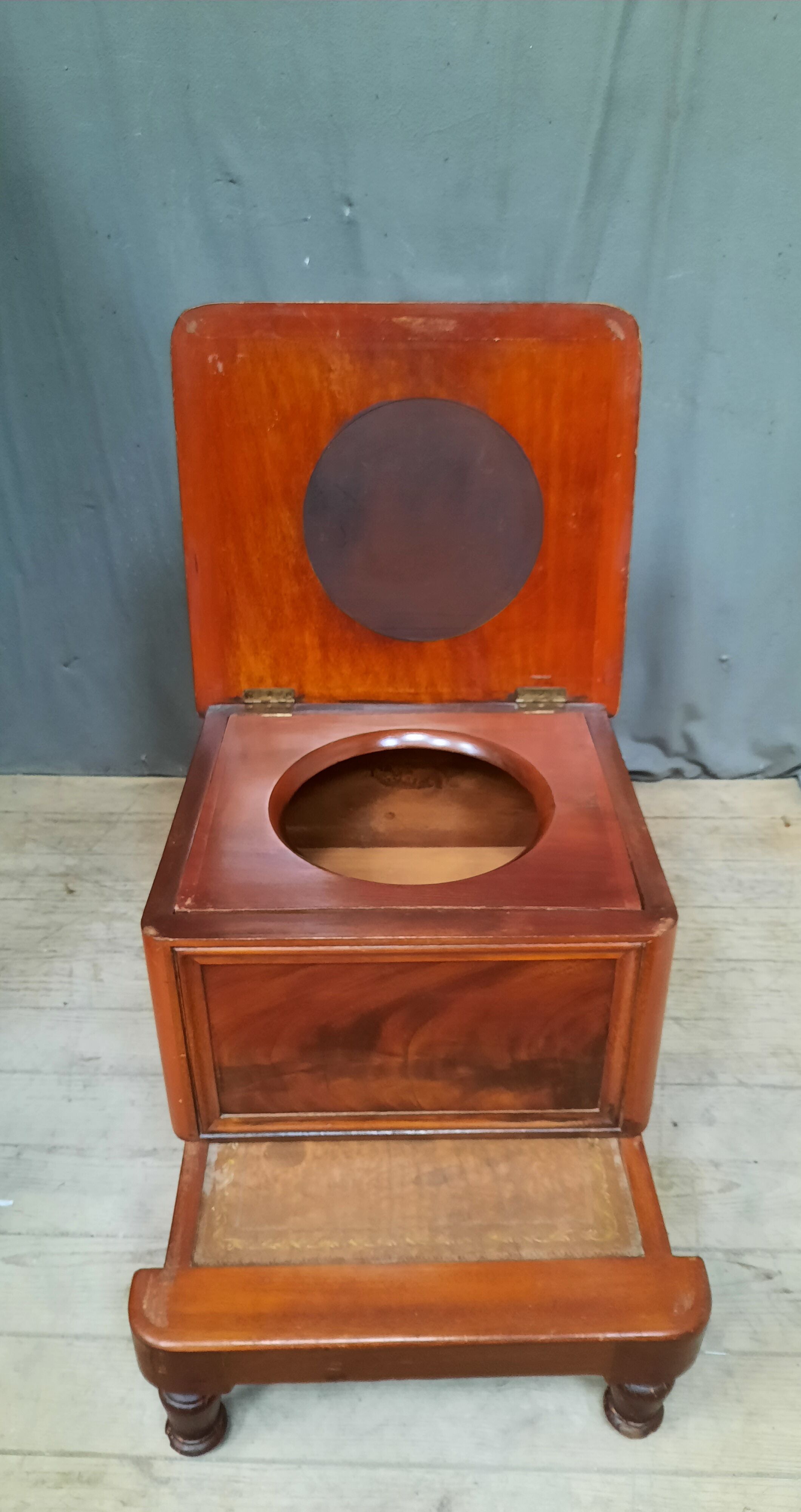 Convenience furniture forming stairs