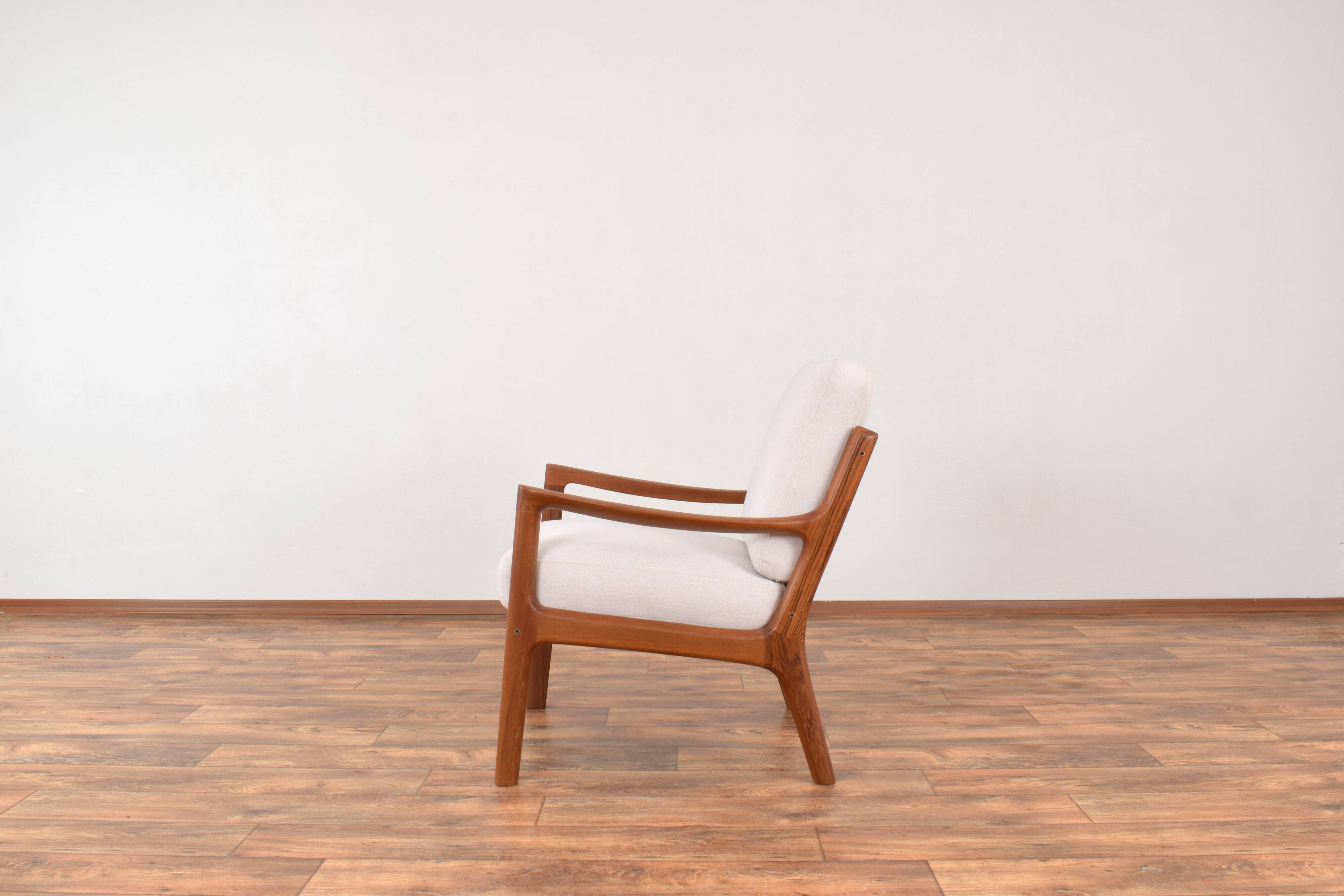Danish Teak Senator Lounge Chair by Ole Wanscher for France & Son, 1960s.