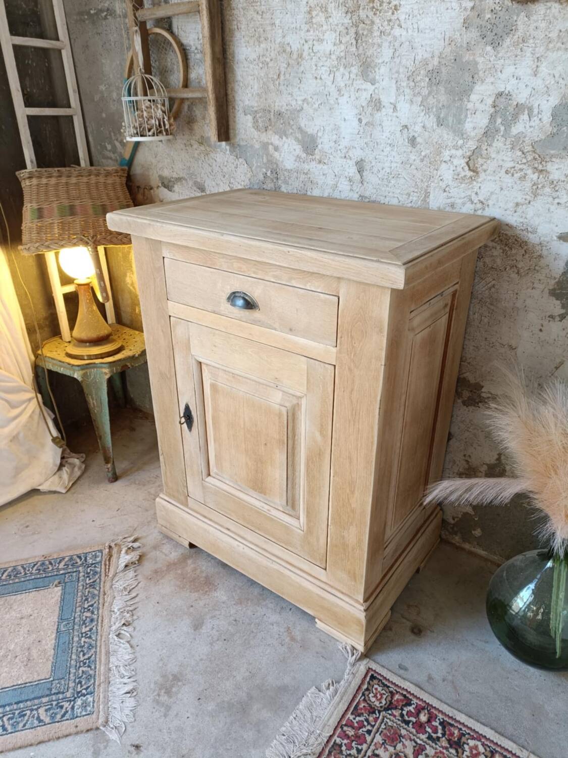 Solid wood jam cupboard