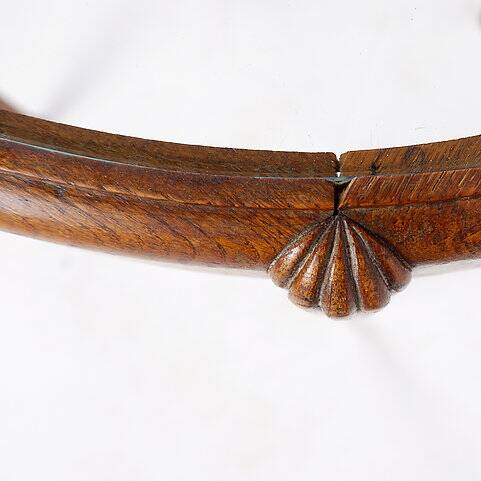 Side table / pedestal with fluted ogive legs - Oval glass top