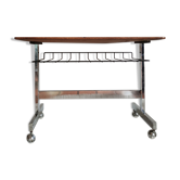 Metal and wood dessert