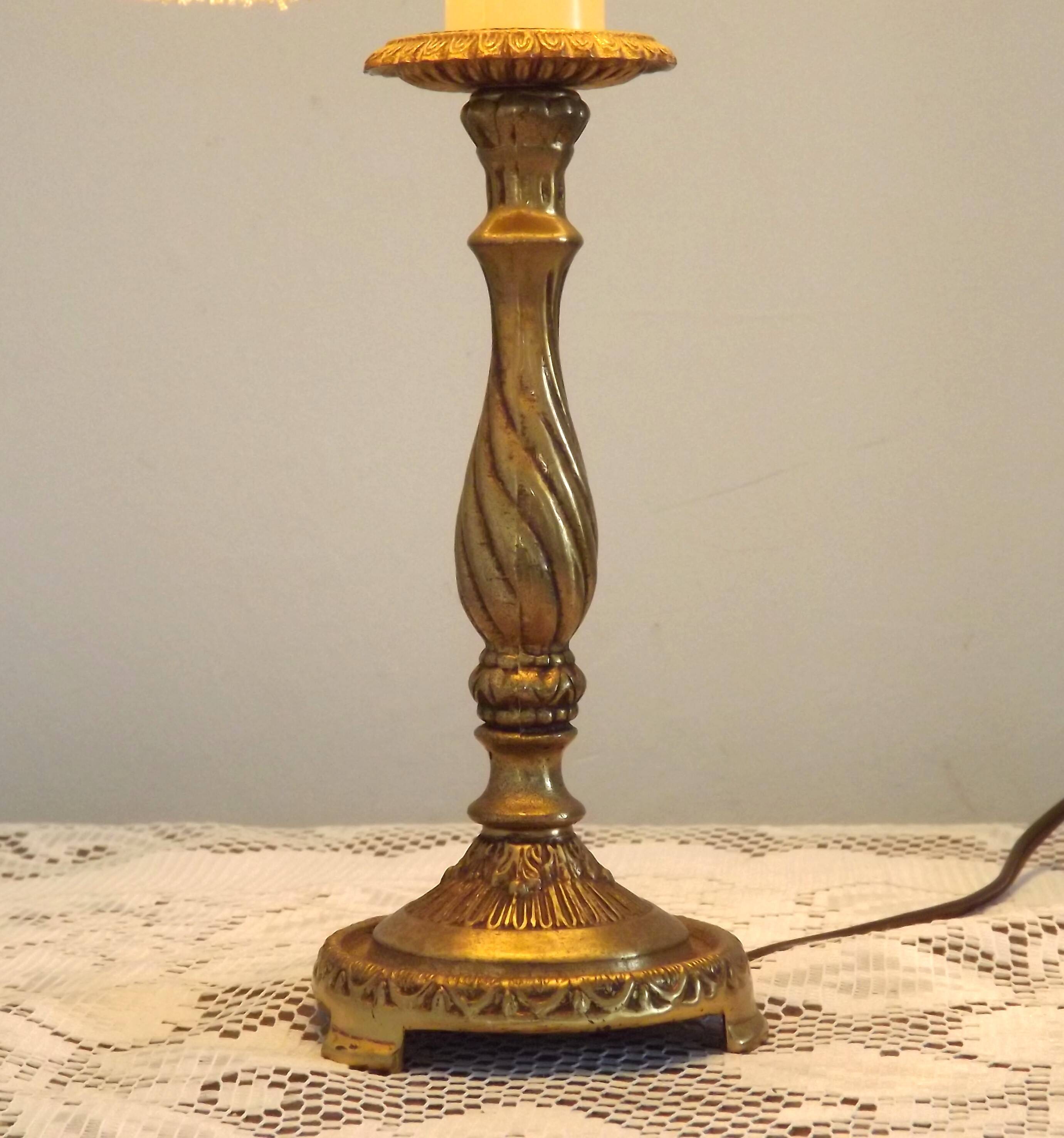 French Vintage Brass Table Lamp With Cream Fringed Shade 5567