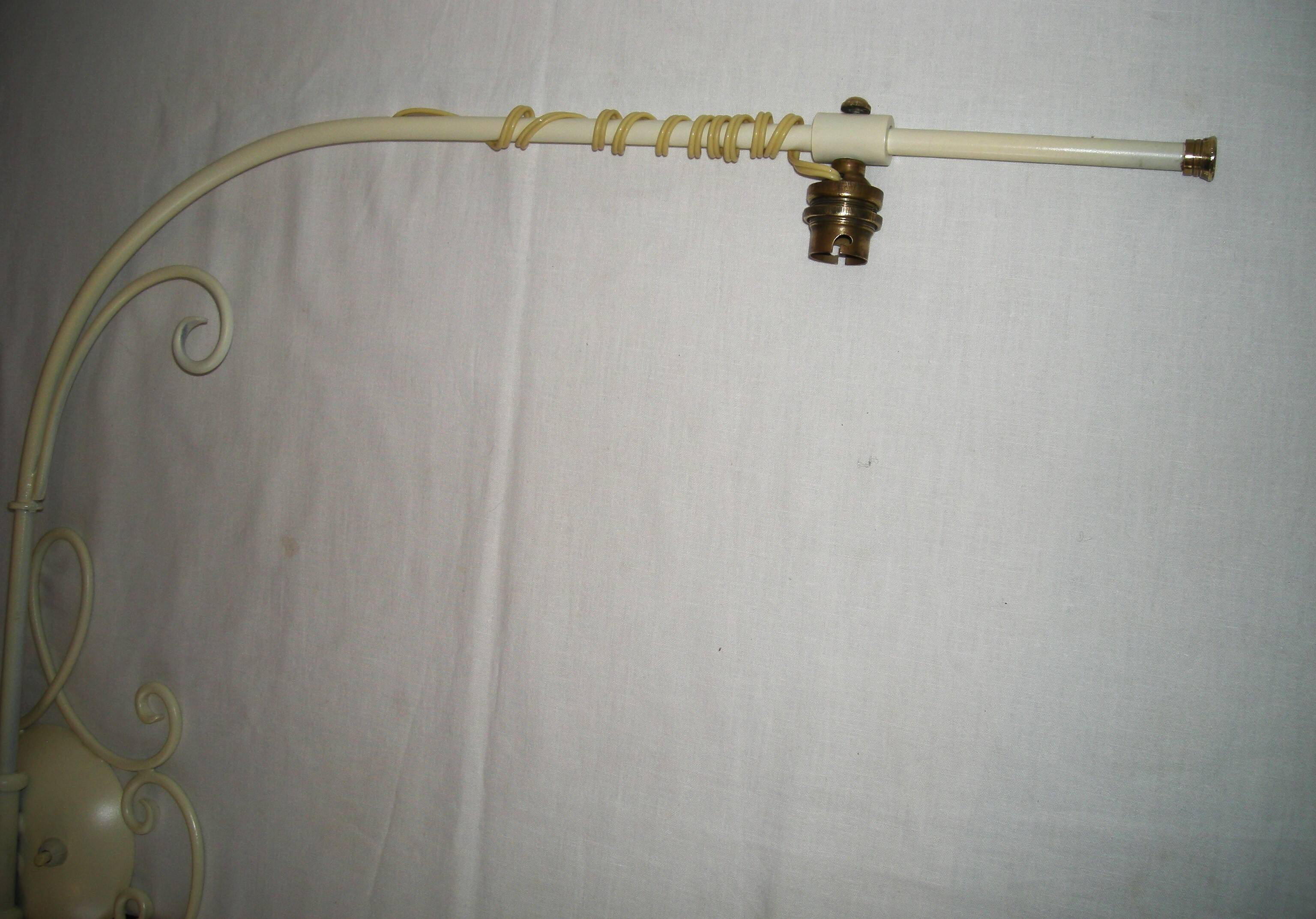 1940s-50s wall lamp