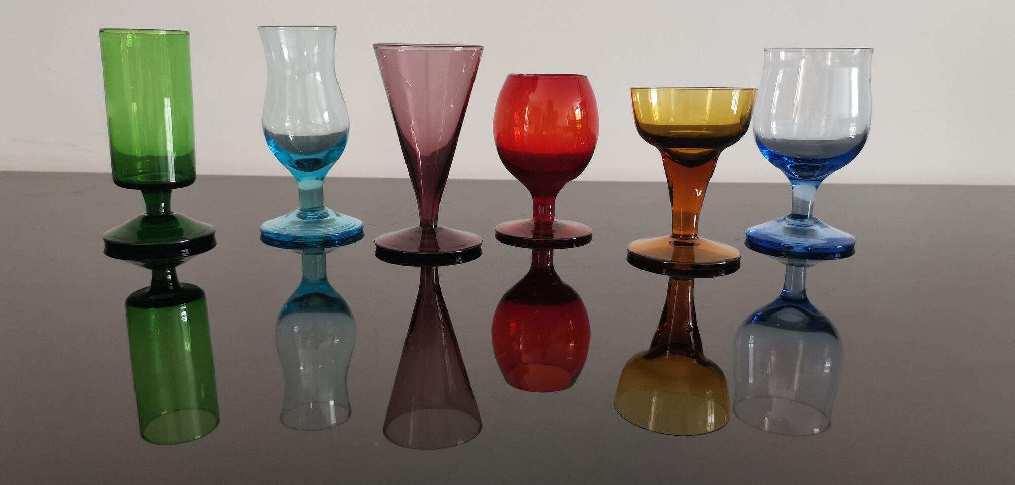 Set of 6 old liquor glasses on mismatched feet