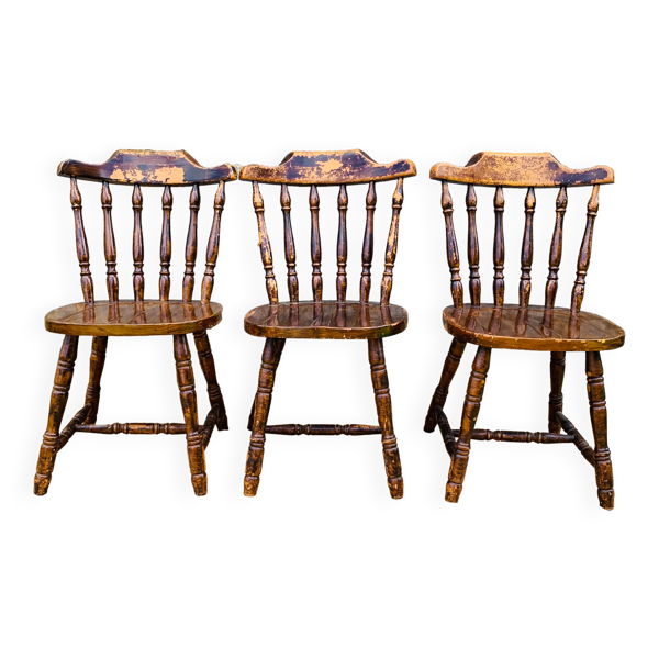 Ensemble de trois chaises