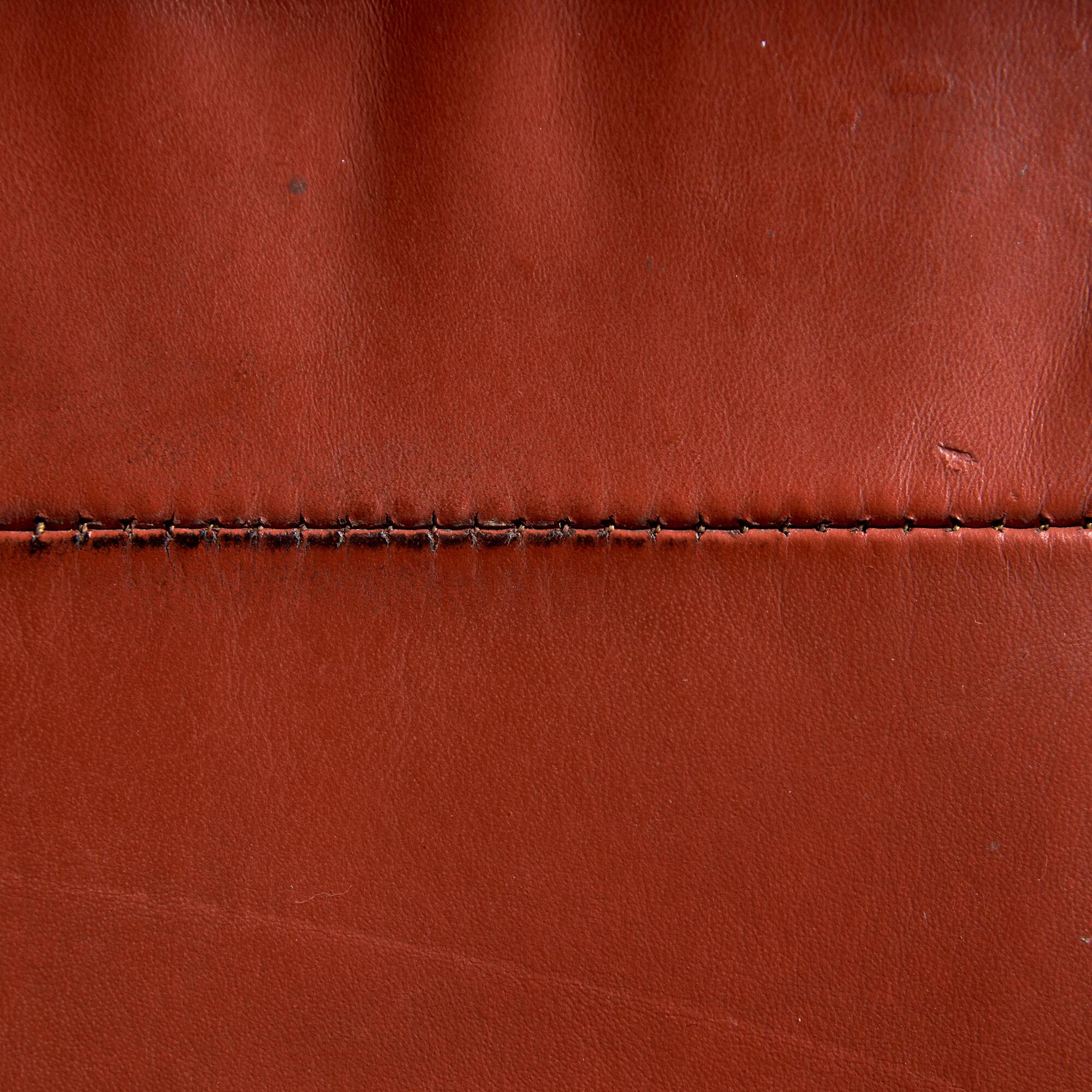 Leather lounge chair by jean gillon for probel (mk10185)