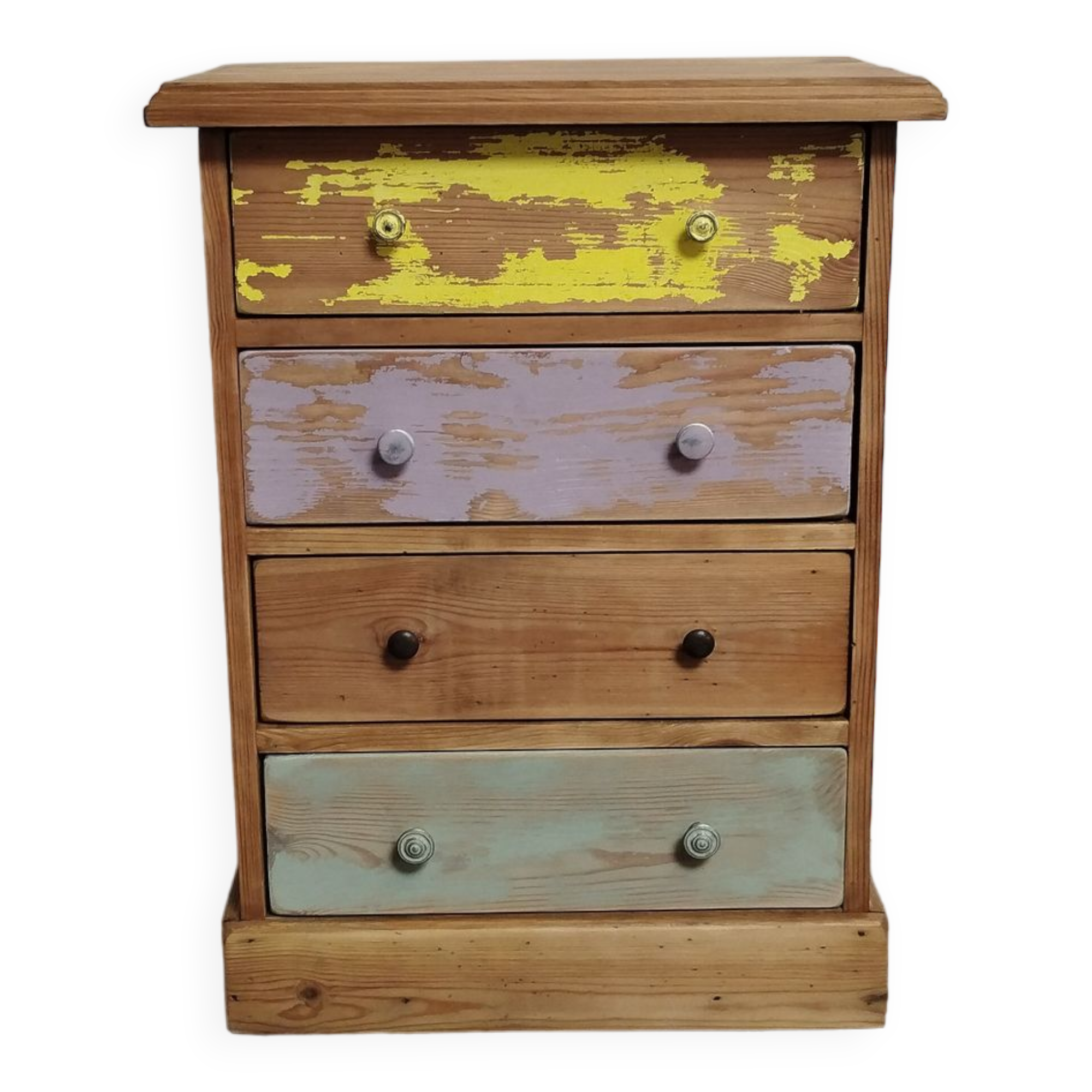 Small bohemian chest of drawers