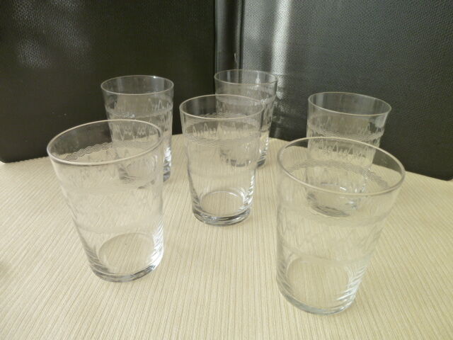 Set de 6 verres à eau en verre  décor guilloché