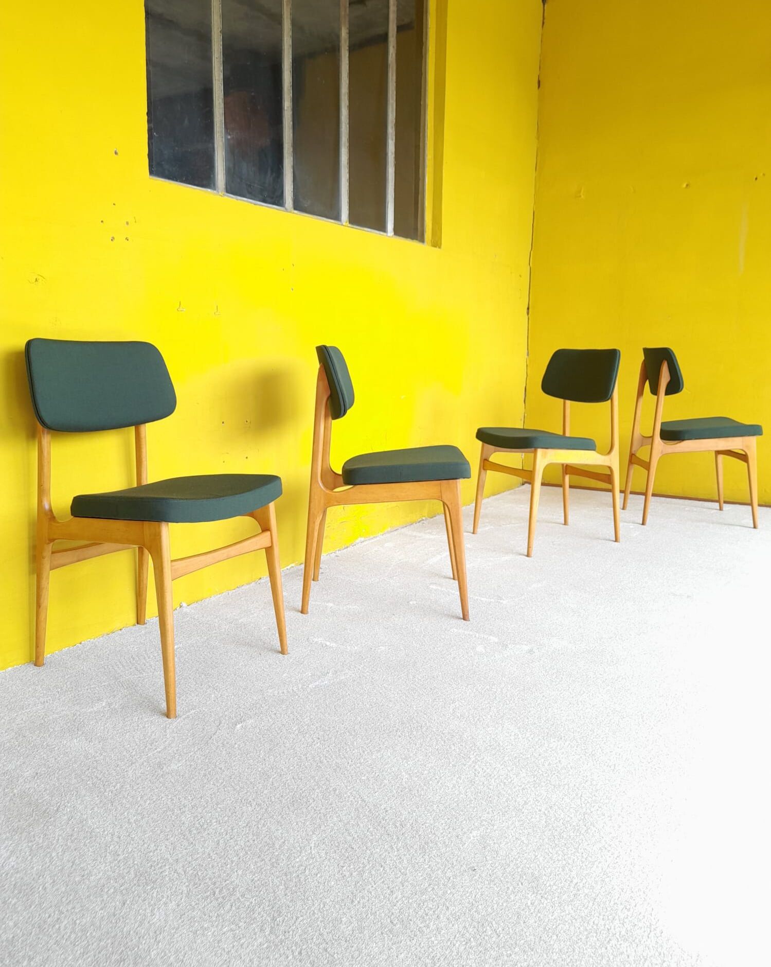 4 Stella chairs in Scandinavian style around 1960