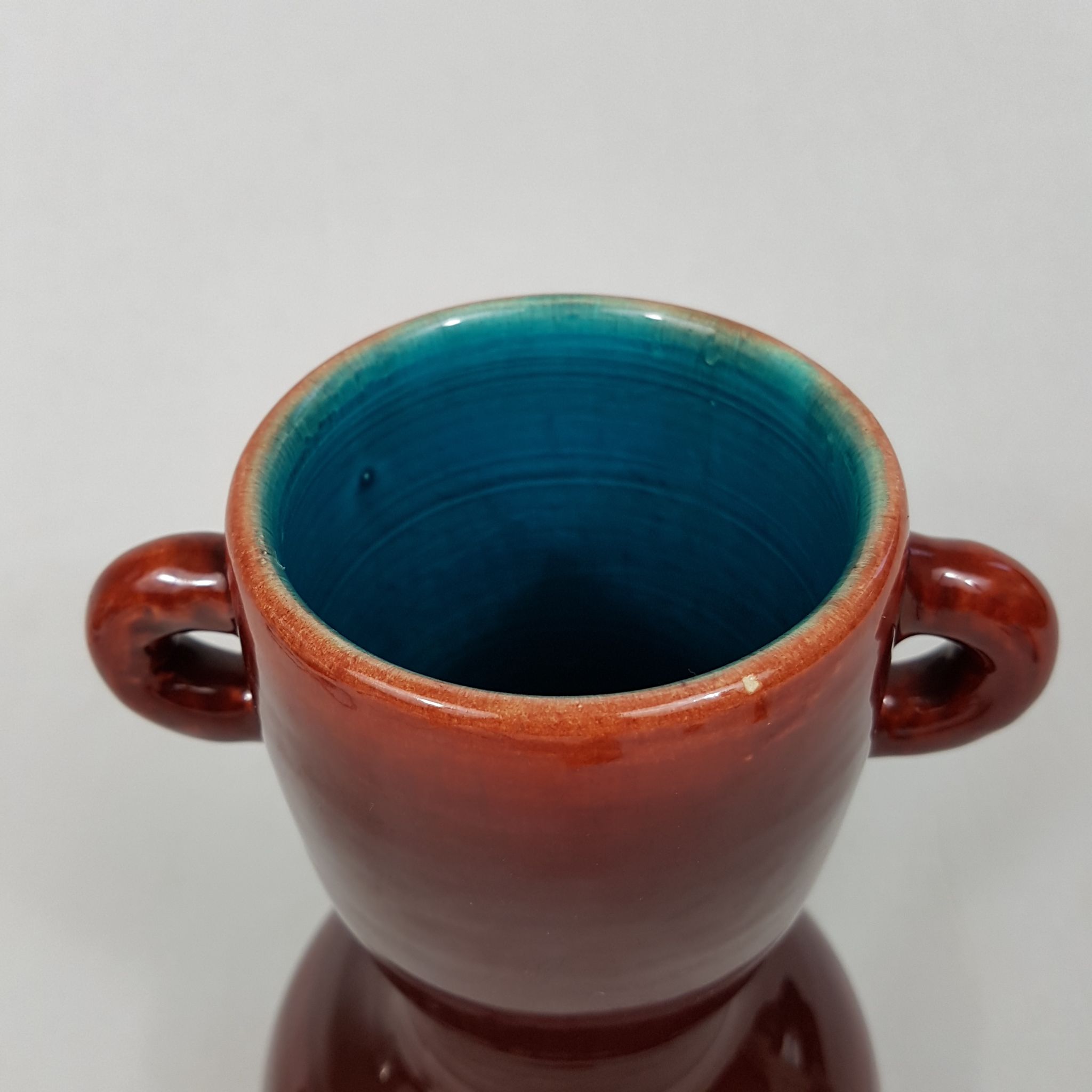 Accolay vase