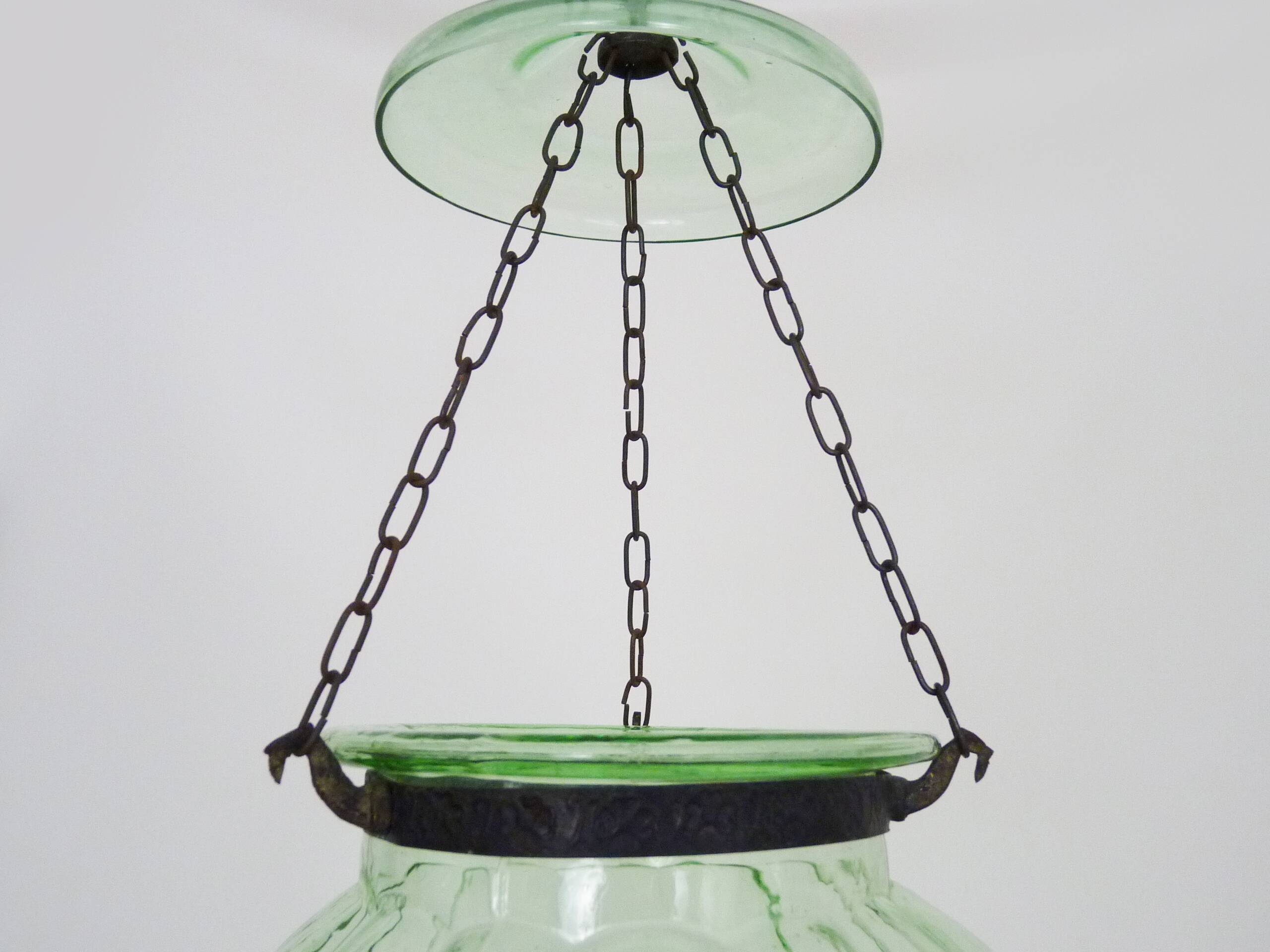 Glass bell lantern with its smoker. 19th century