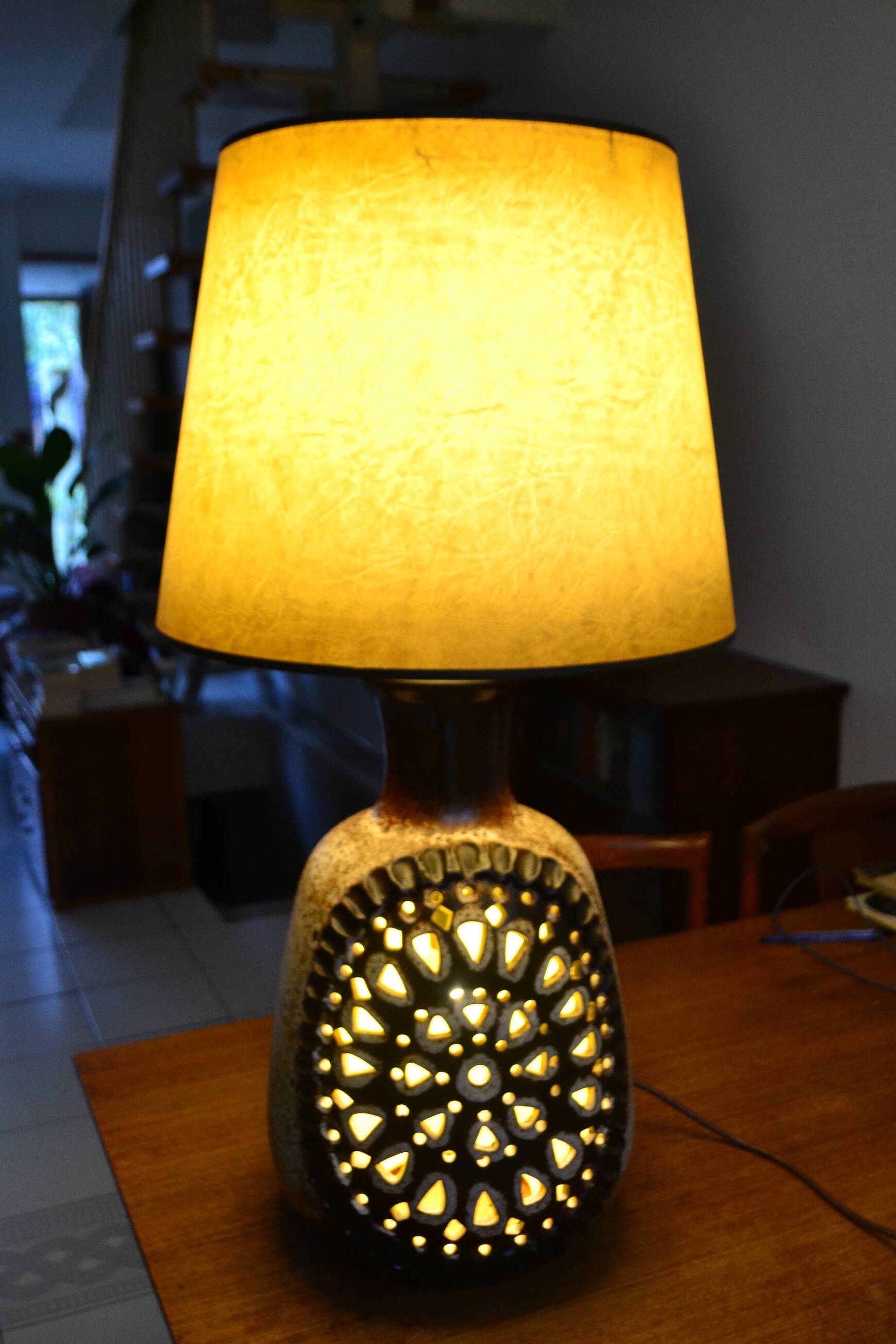 Fat Lava ceramic lamp with double lighting from the 60s/70s.