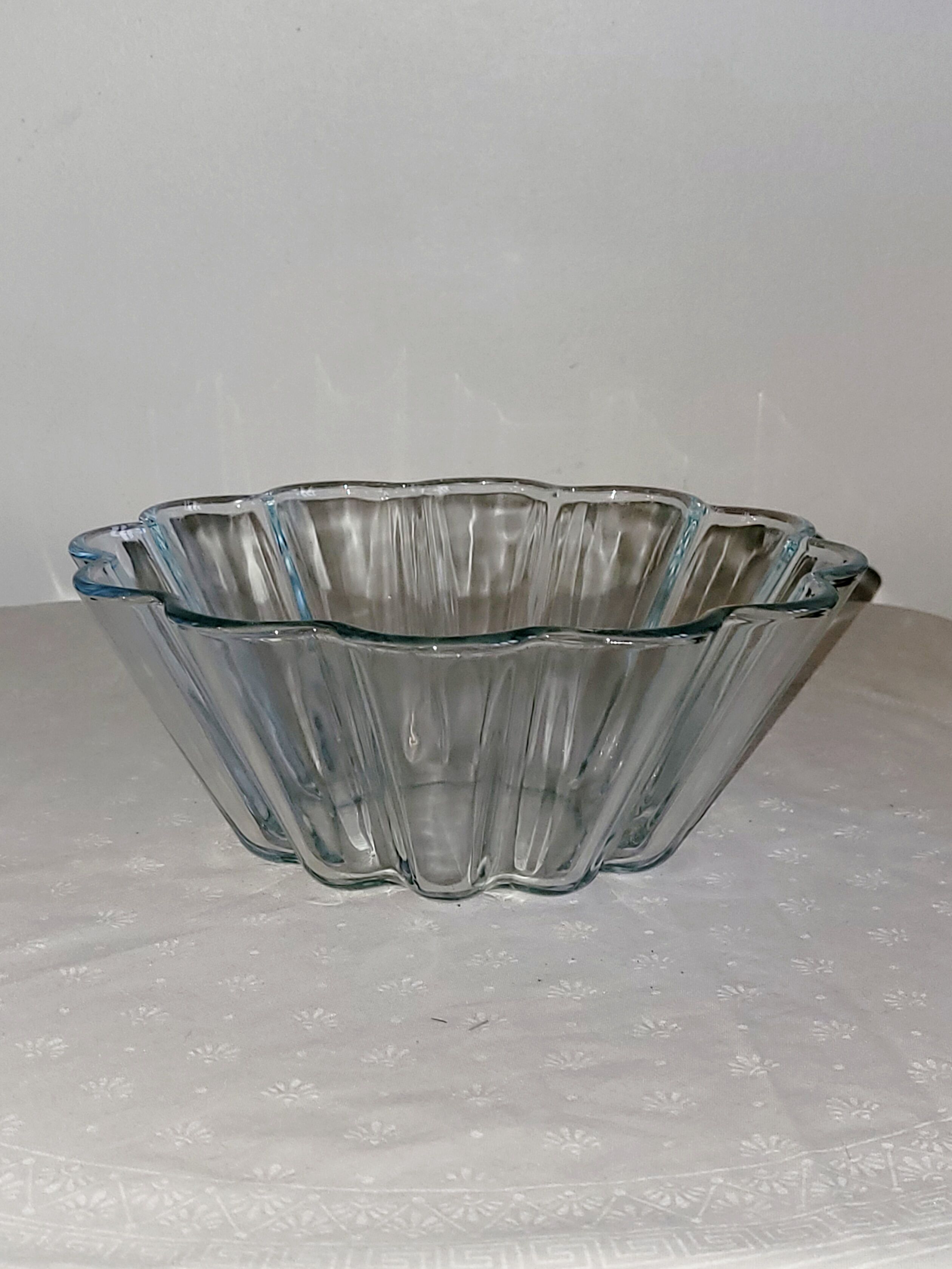 Charlotte mold pyrex - vintage