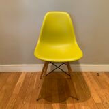 DSW chair by Charles & Ray Eames