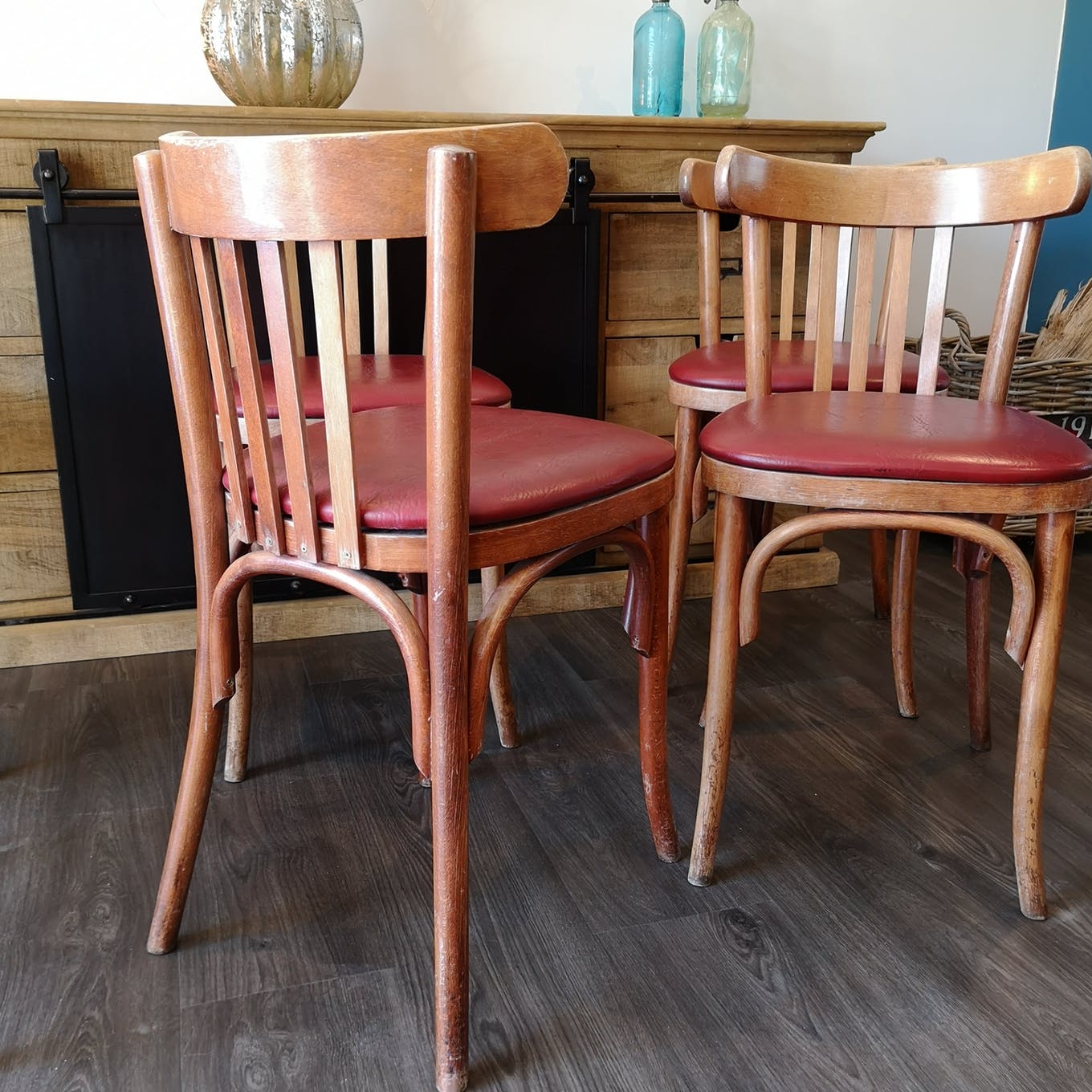 Set of 6 bistro chairs