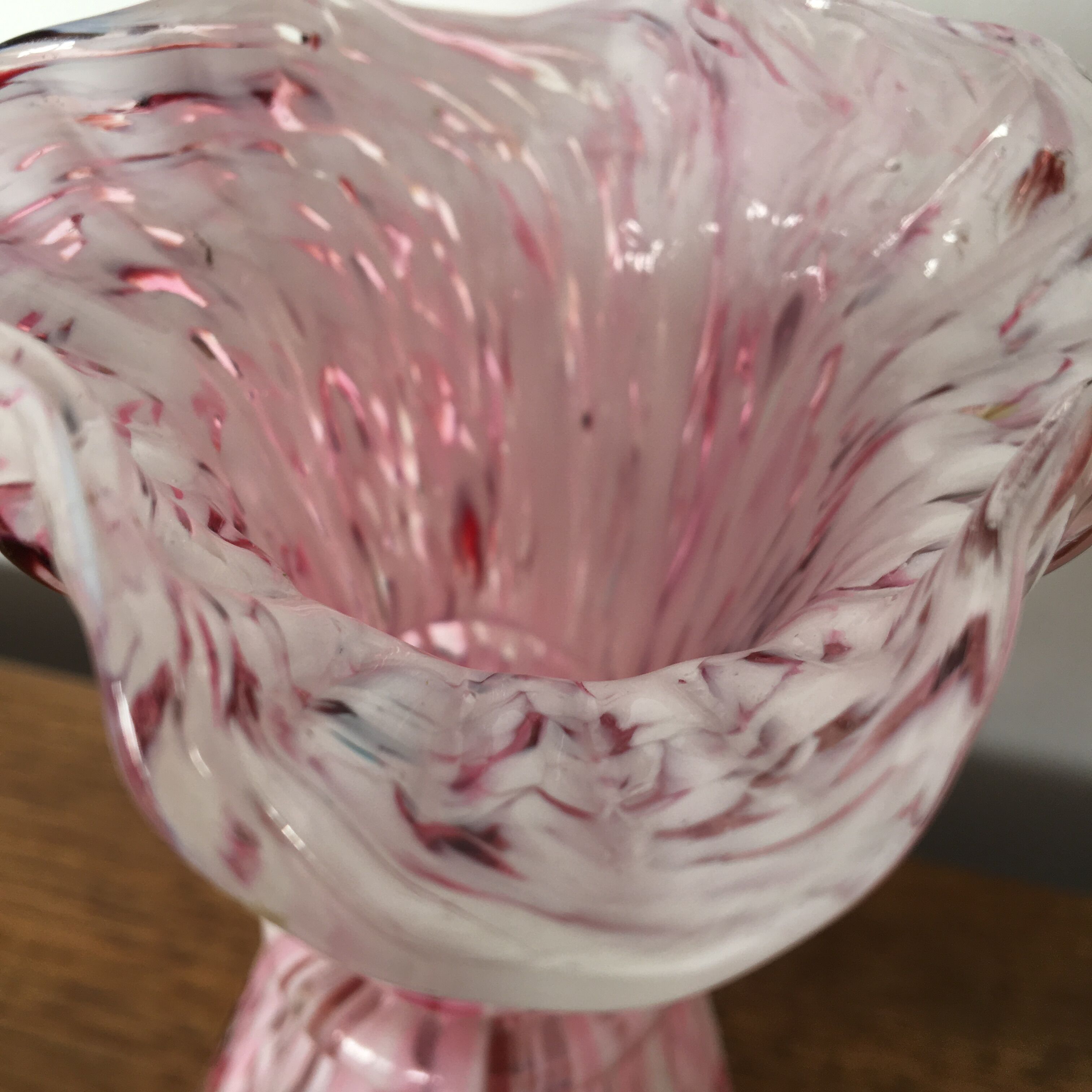 Vase verre de clichy moucheté  rose