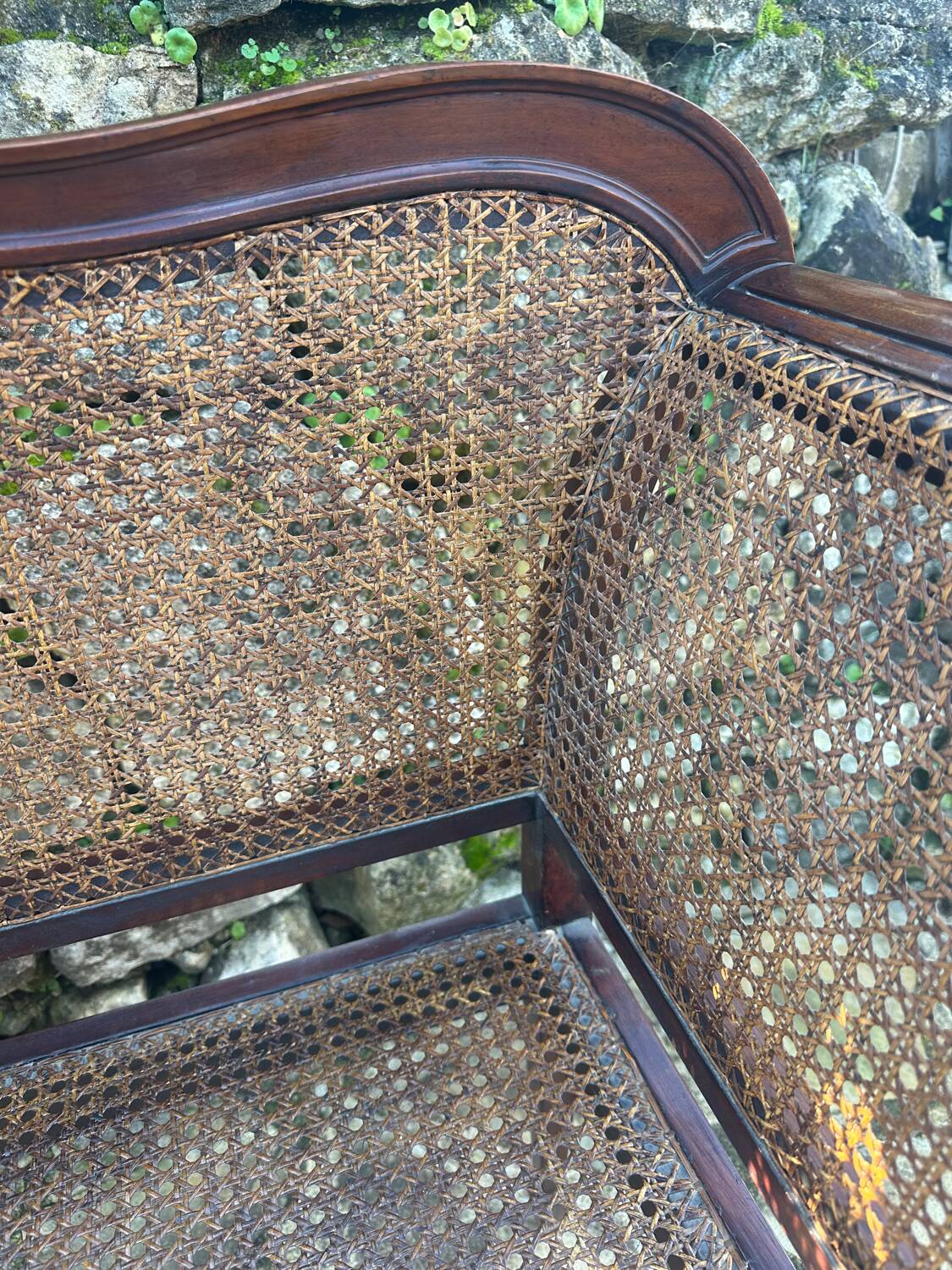 small bench or Love Seat in Mahogany circa 1860