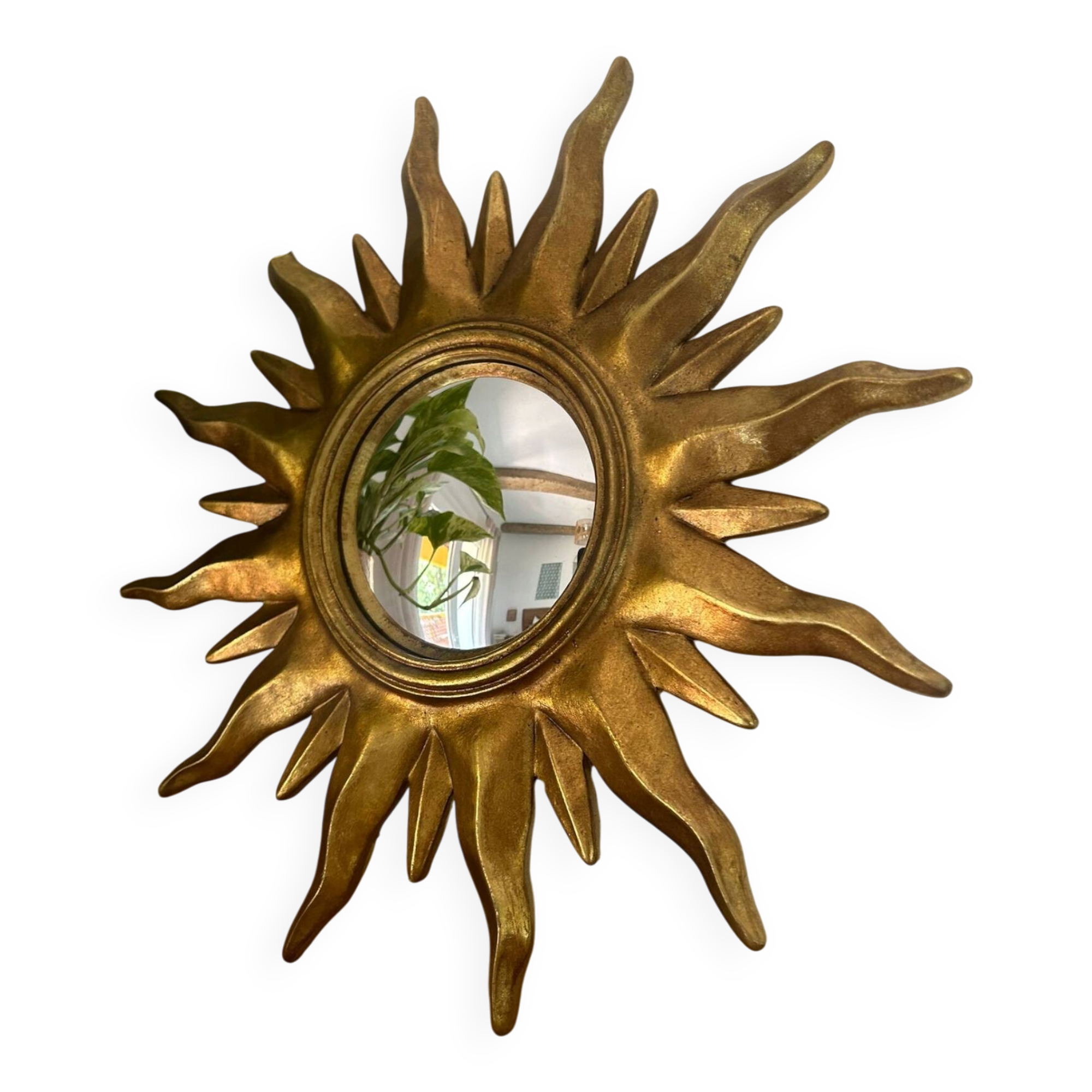 Convex mirror in the shape of a sun