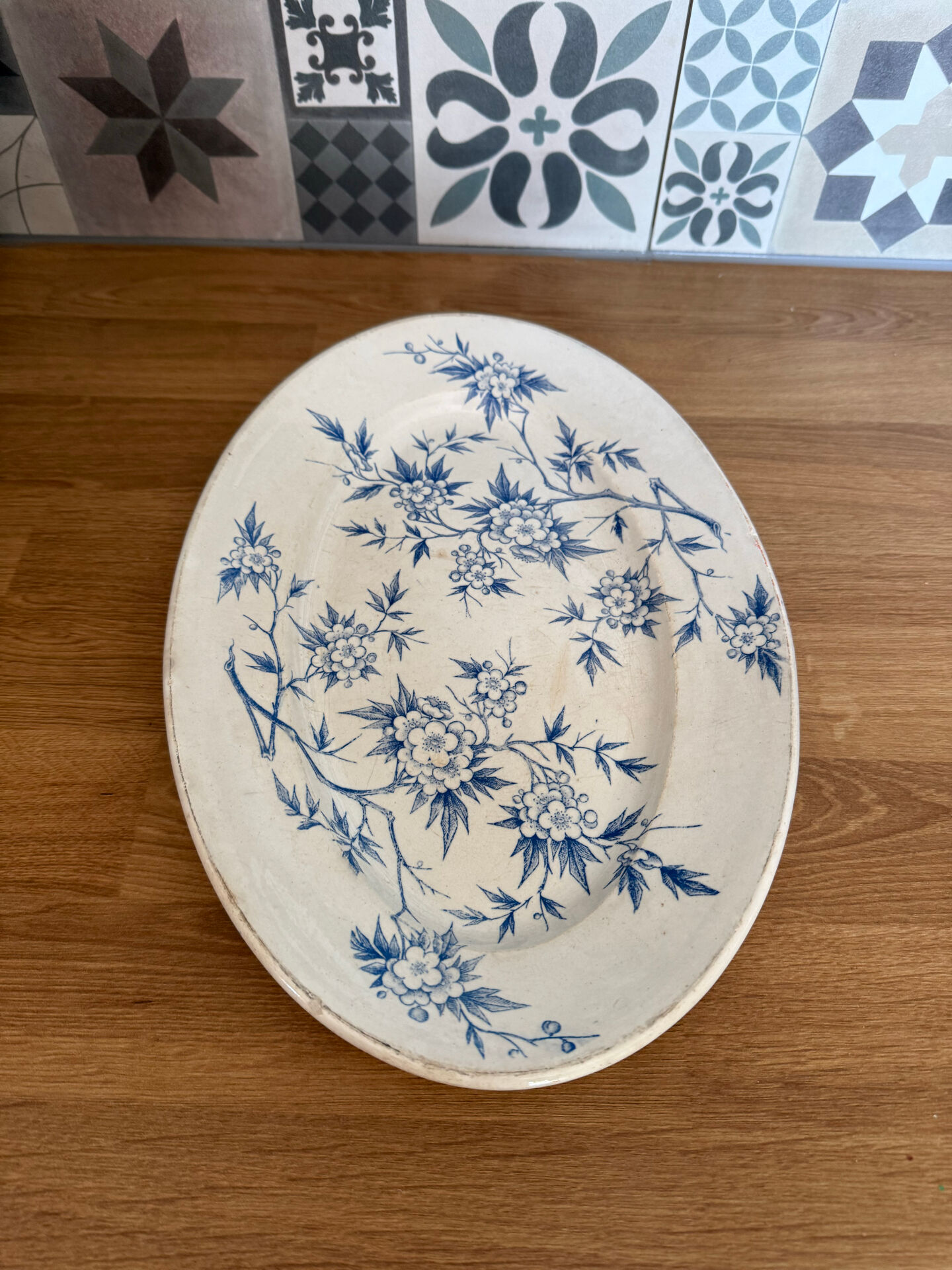 Old earthenware plate from Grigny – blue floral decoration