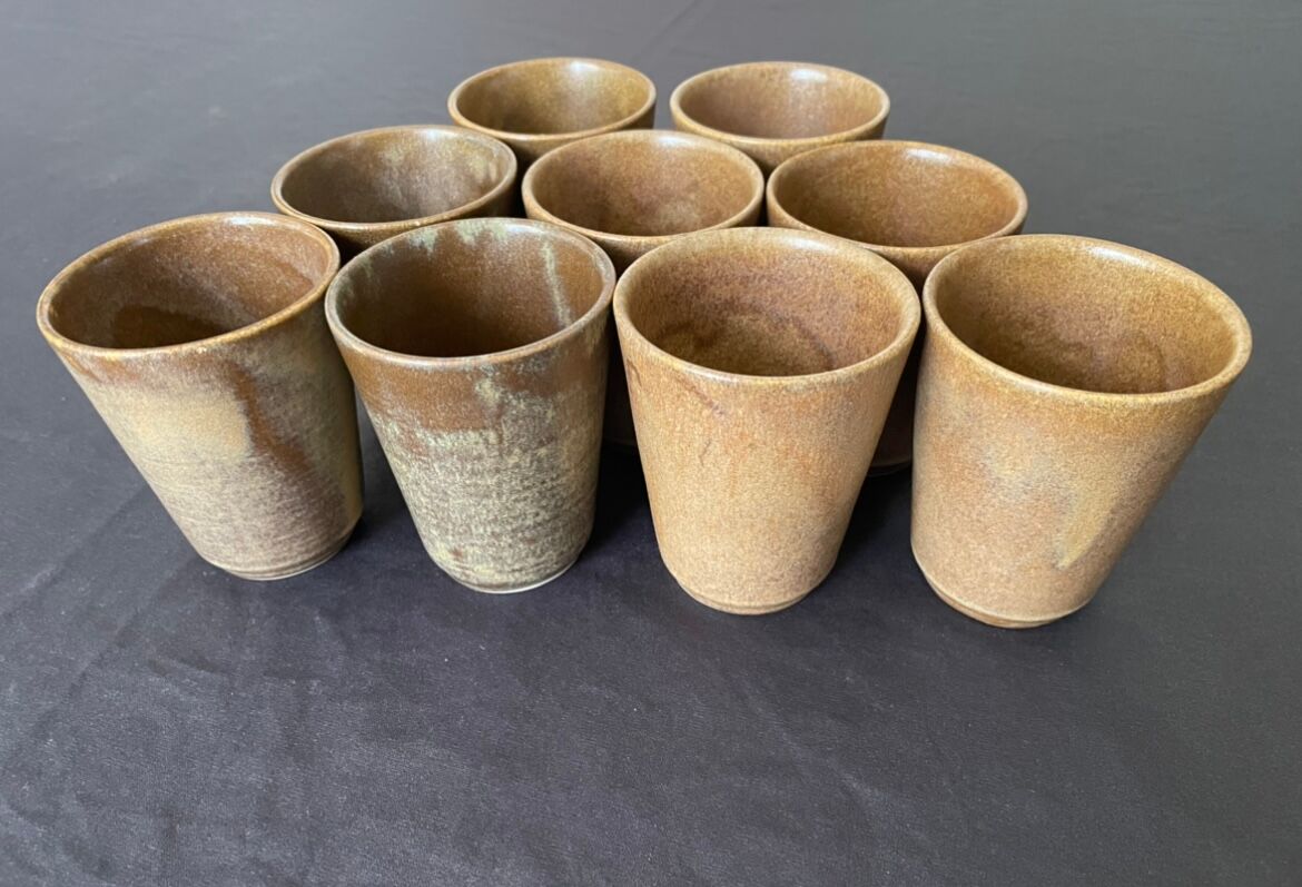 Digoin sandstone cups