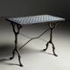 Table d'appoint en mosaïque et fonte