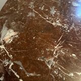 Violin-shaped oval pedestal table