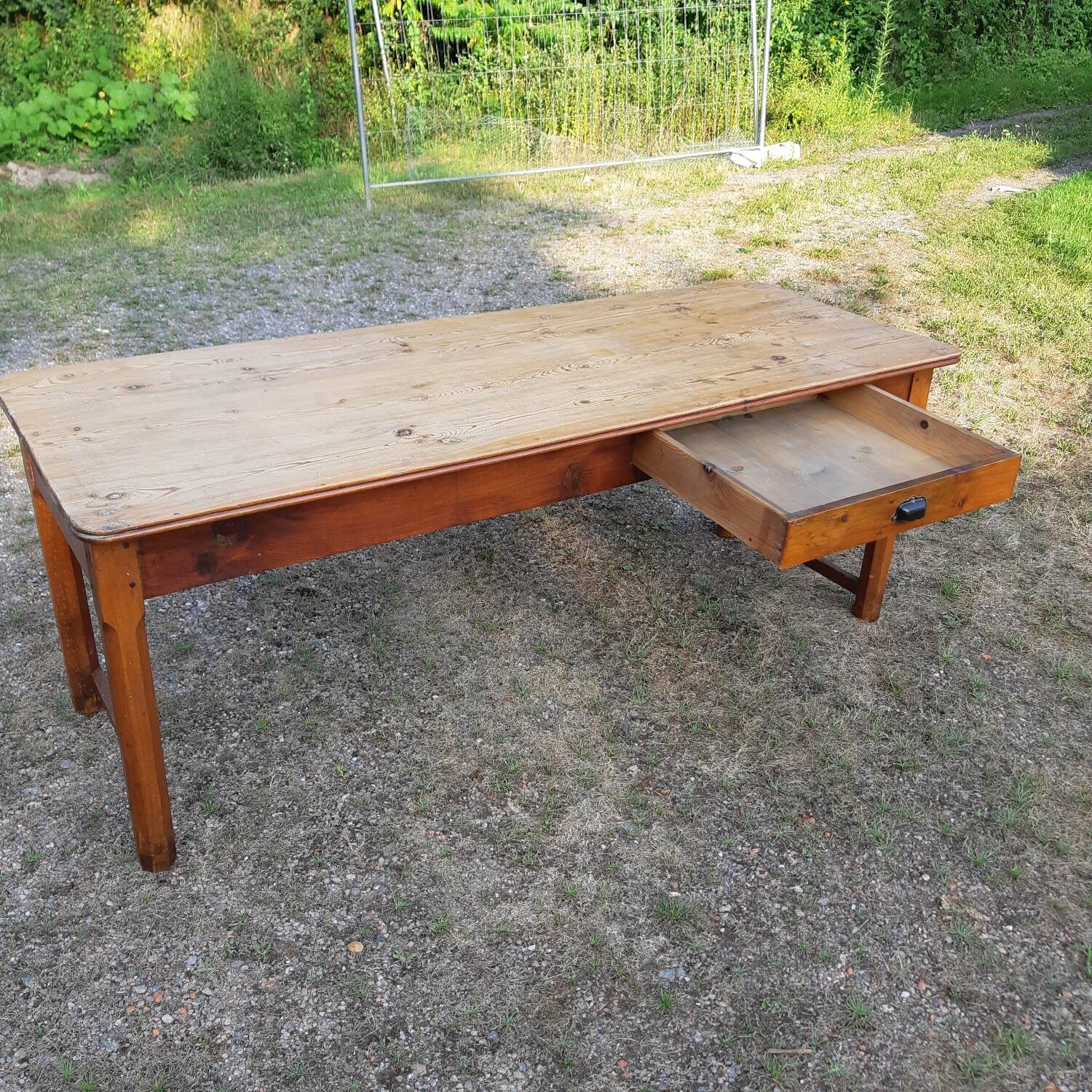 Farm table 199X78