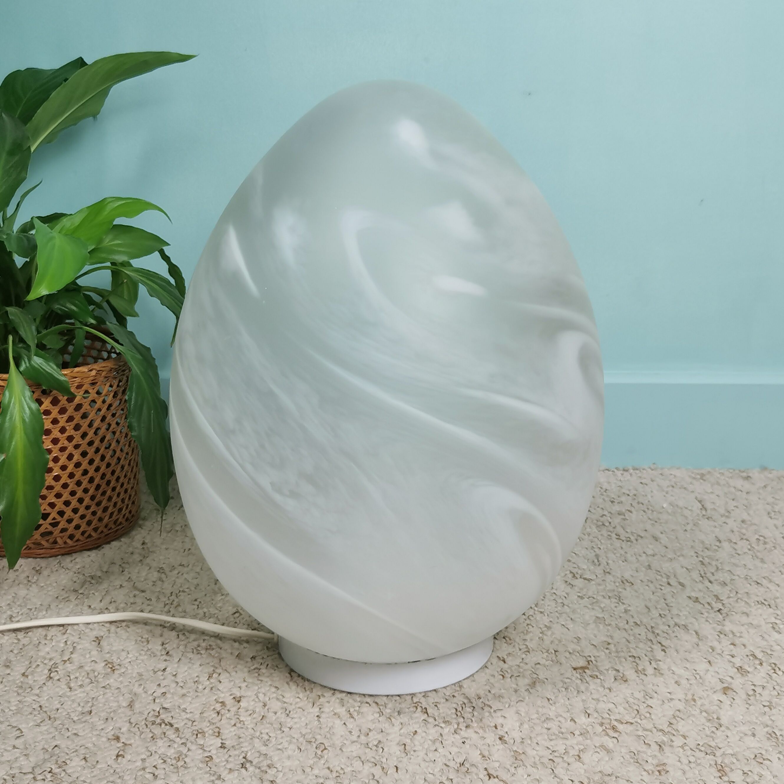 Lamp "Egg of Vianne" 38cm