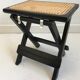 Tabouret en cannage pliant noir