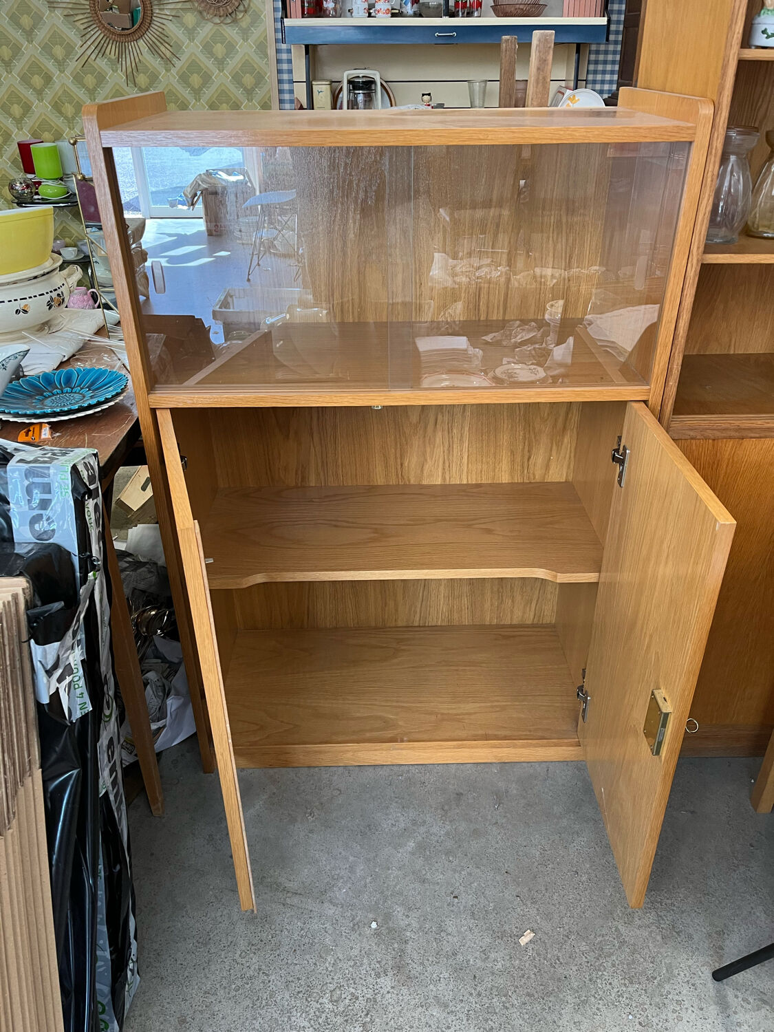 Showcase furniture 50s