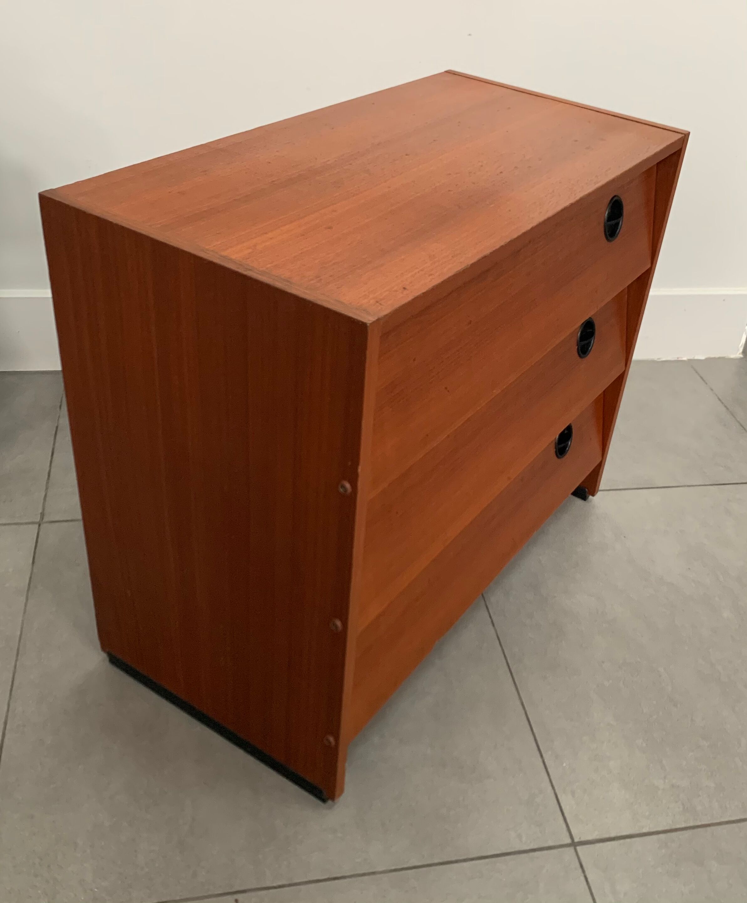 Vintage "Gustave" shoe cabinet