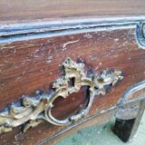 Commode galbée style Louis XVI