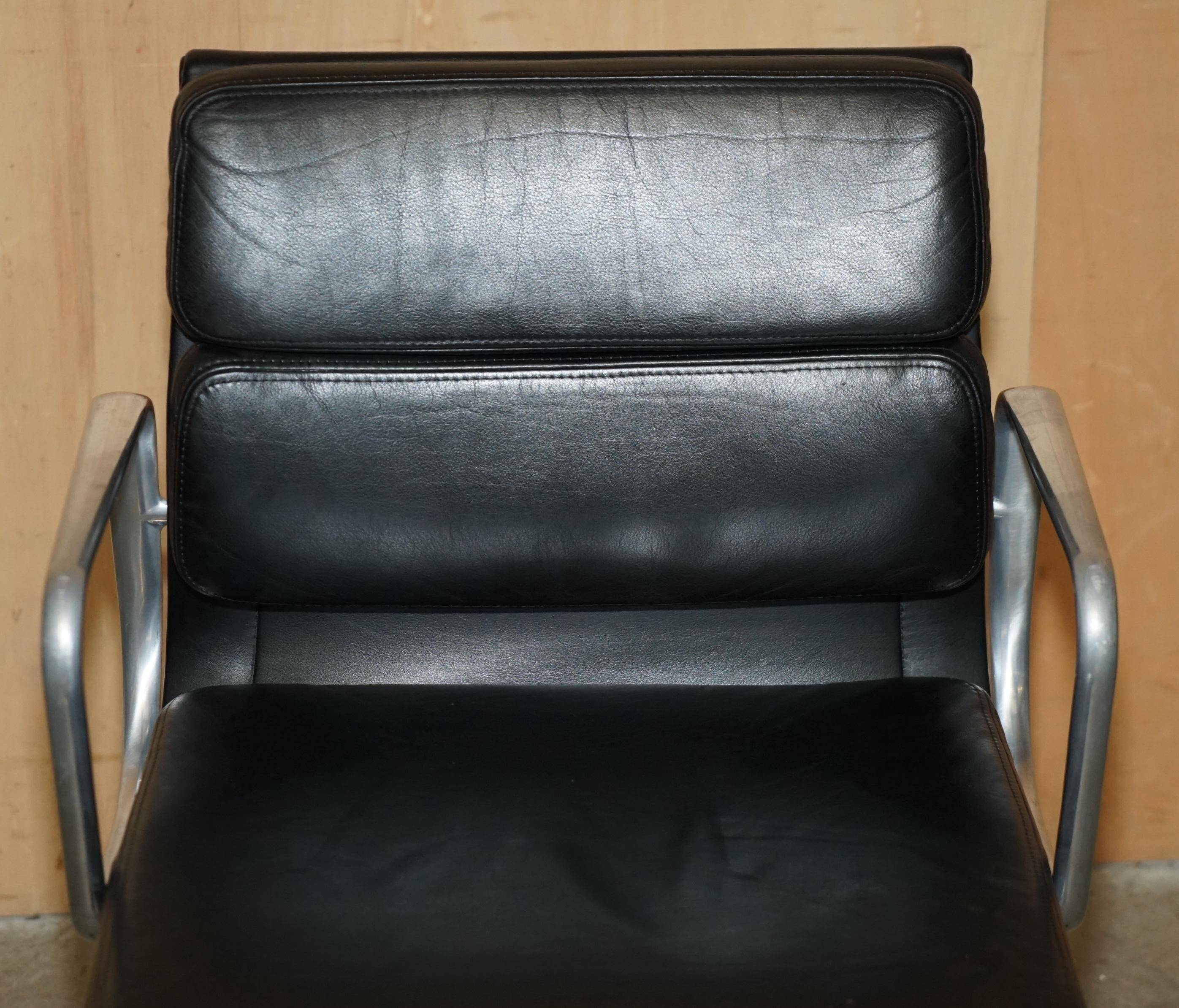 VITRA EAMES EA 217 / 219 swivel office chair leather