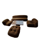 Soriana set of 4 pieces including a 4-seater sofa, 2 armchairs, and a pouf by Tobia and Afra Scarpa, Italy.