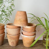 10 pots anciens en terre cuite 9-10 cm