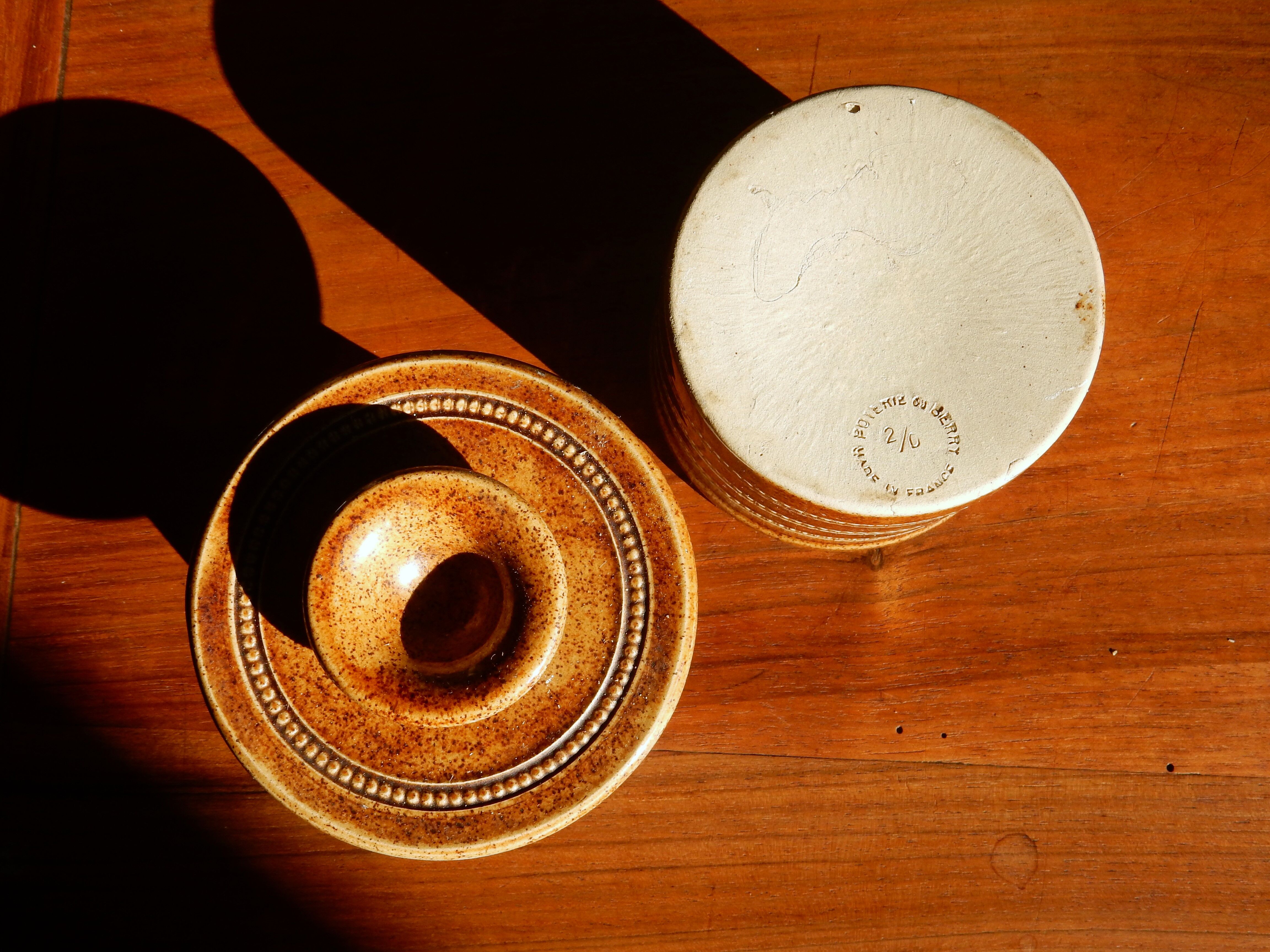 Vintage butter dish in Berry stoneware