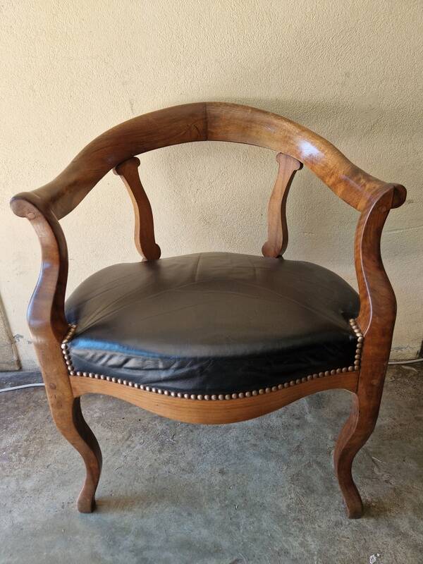 Louis Philippe period desk chair, circa 1840 - Molded wood