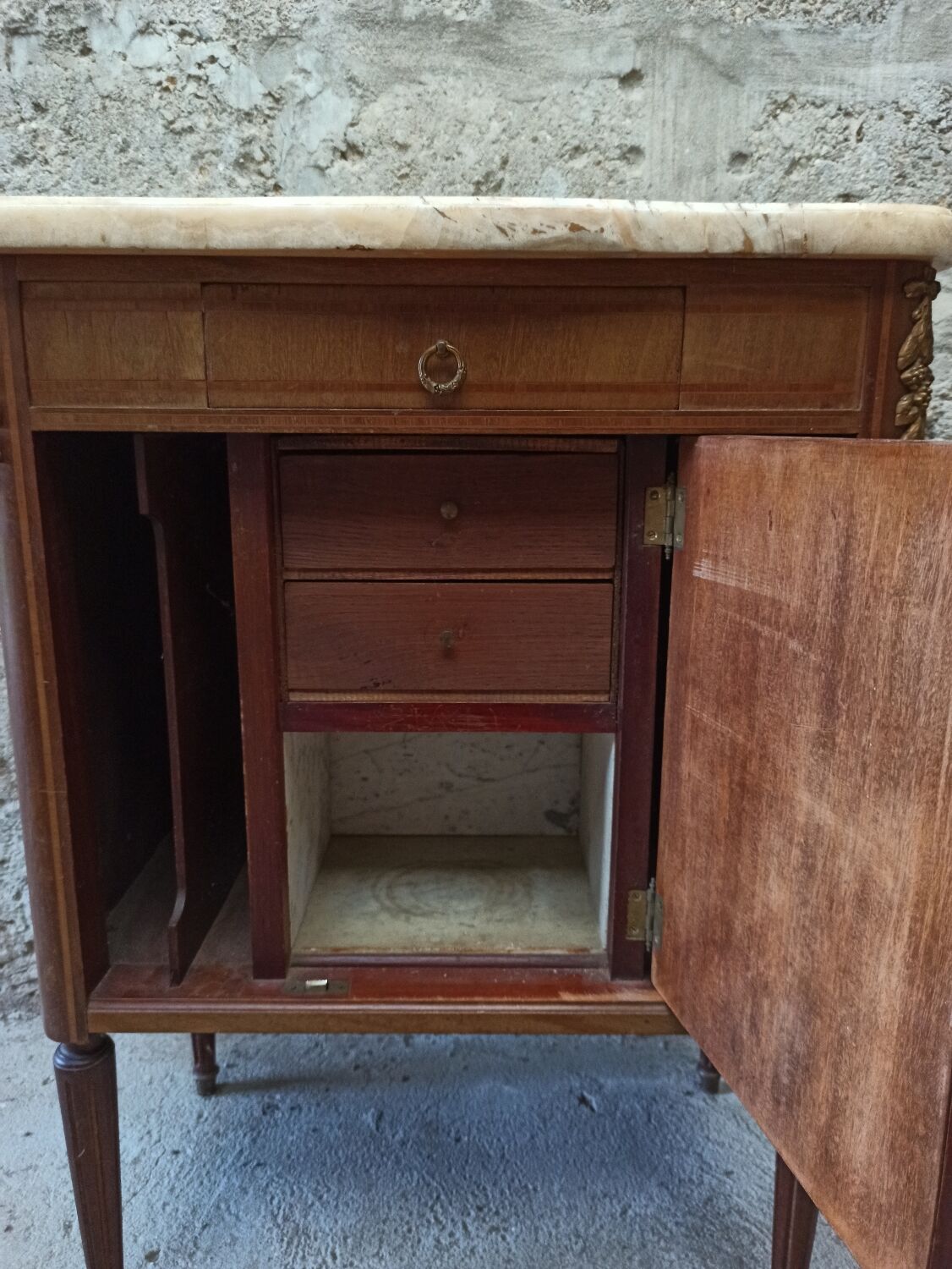 Furniture between two marble tops Louis XVI style