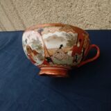 Tasse à thé en porcelaine motif japonais diam  9,5 cm