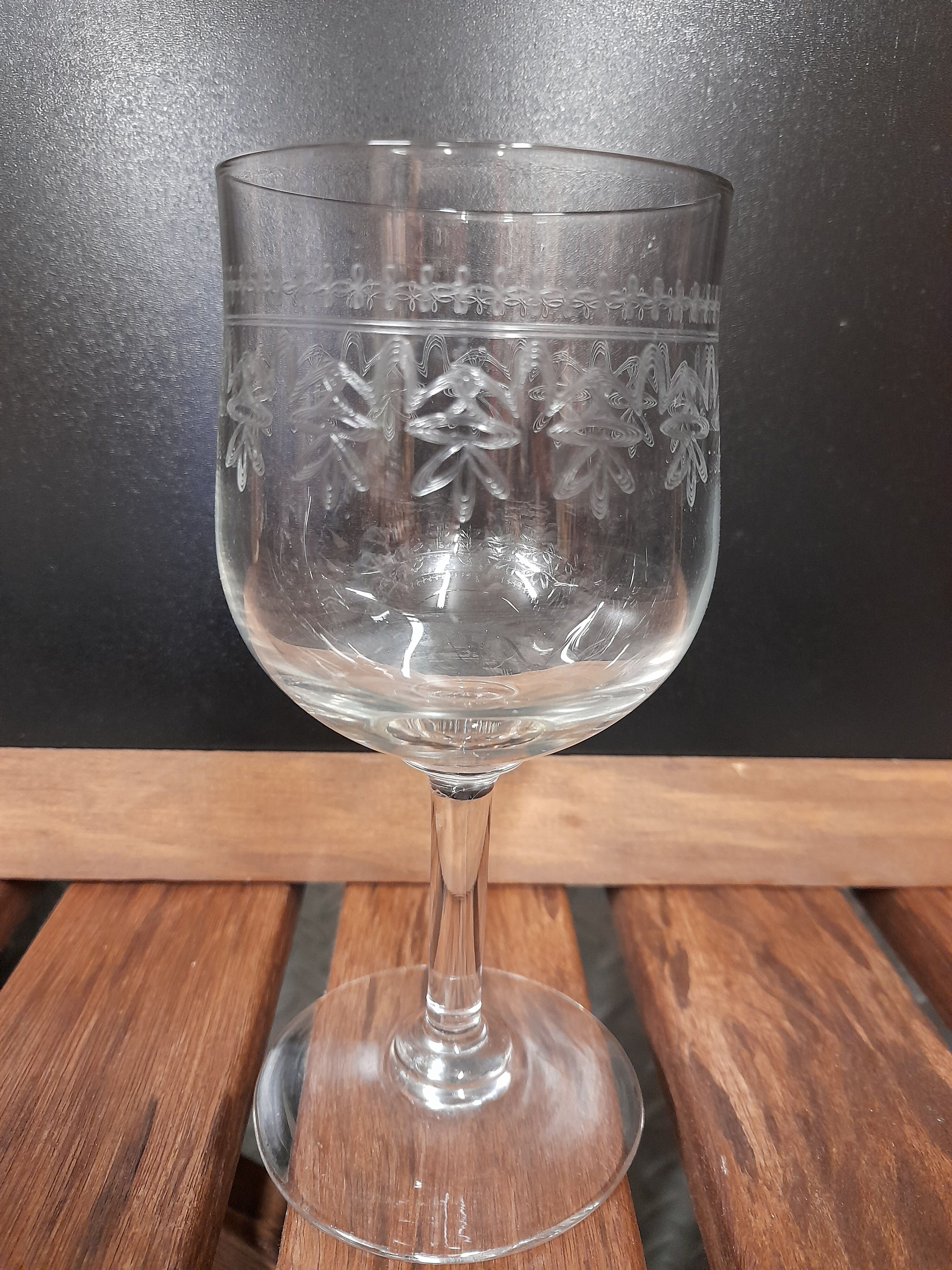 18 crystal glasses