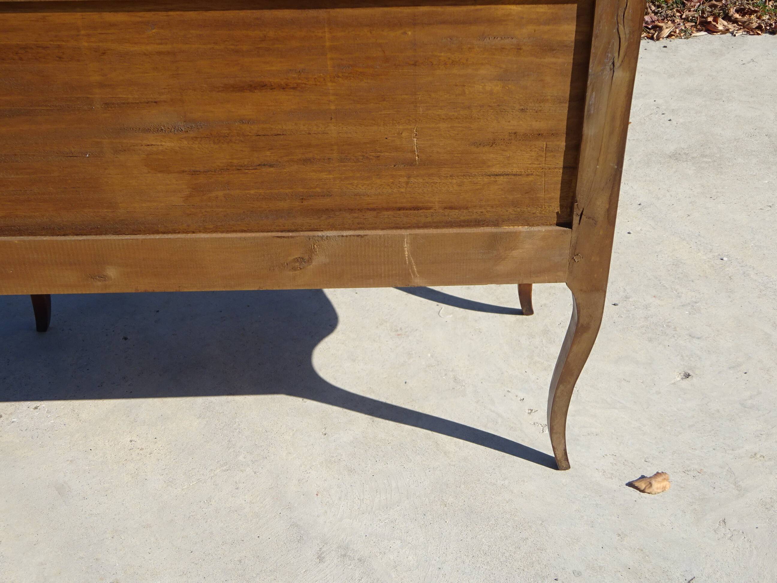 Small Louis XV chest of drawers