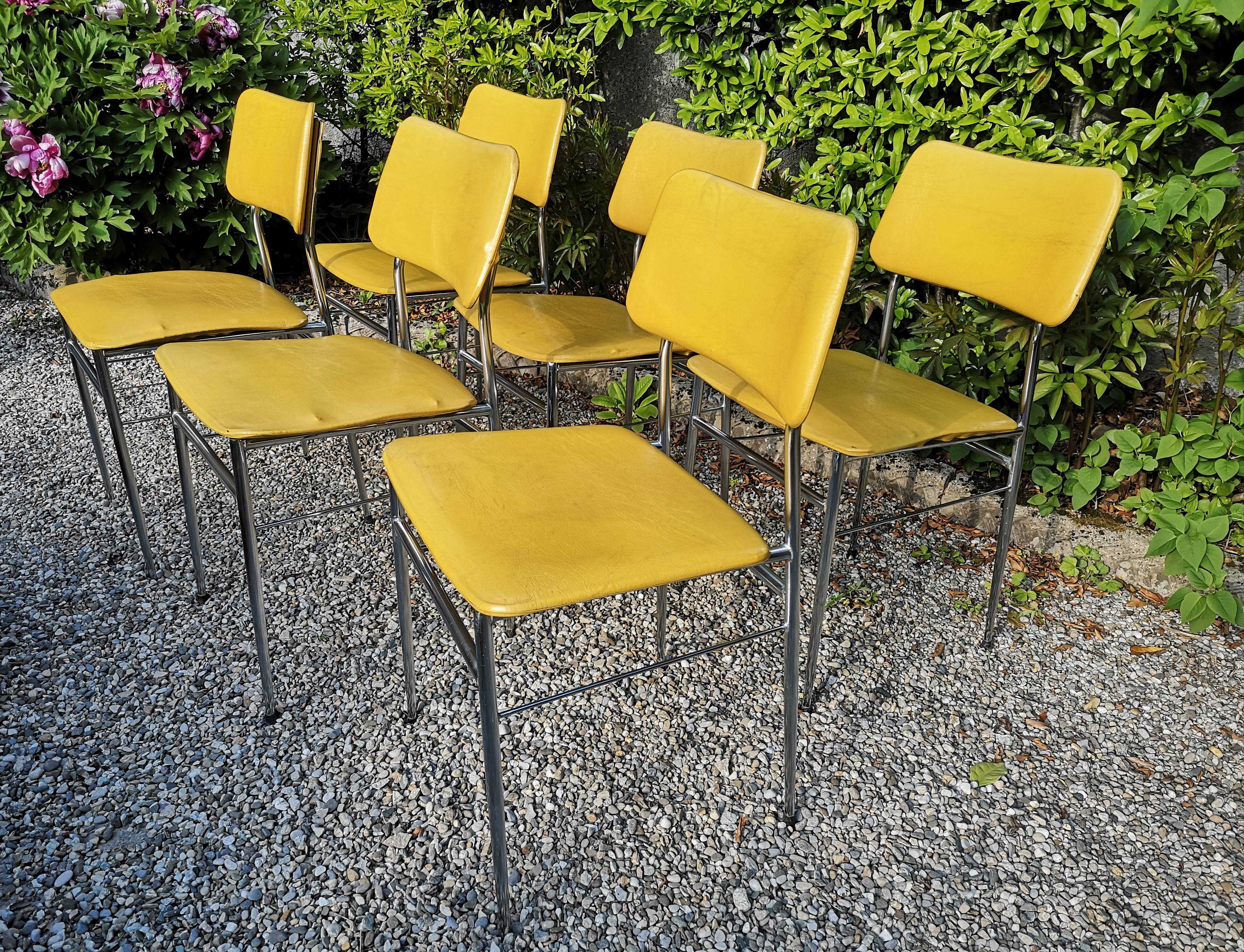 Series of six vintage chairs Soudexvinyl