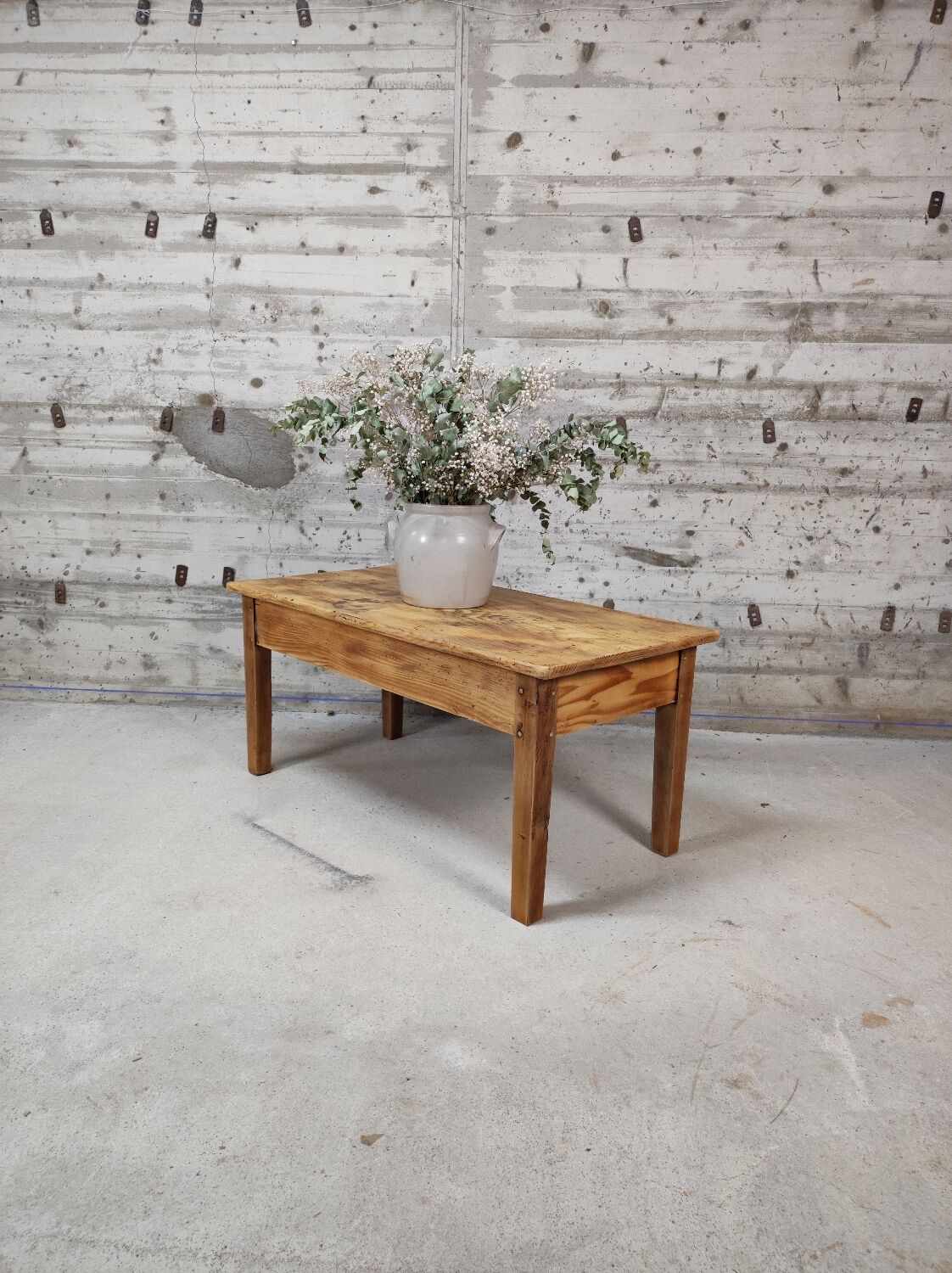 Farmhouse coffee table
