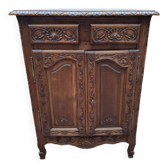 Old buffet