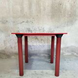 Kartell table model 4300 by Anna Castelli Ferrieri